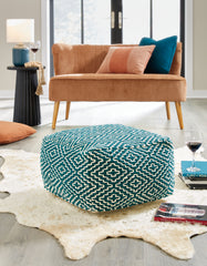 Orleans Furniture - Ashley Furniture - Brynnsen Pouf - Pouf / Rust/Ivory - A1001056