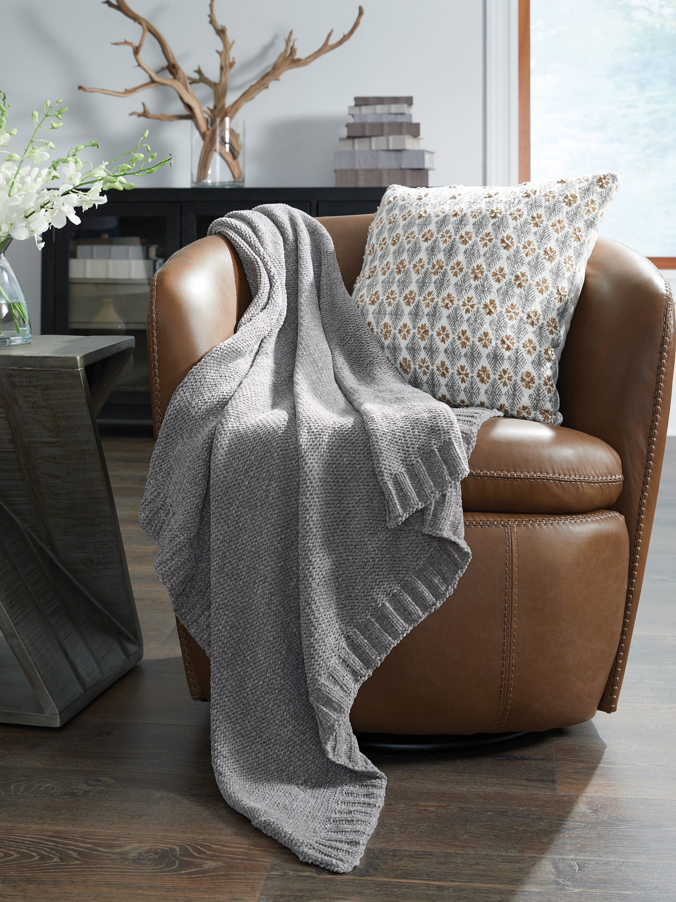 Orleans Furniture - Ashley Furniture - Anawood Throw (Set of 3) - Throw (3/CS) / Gray - A1001097