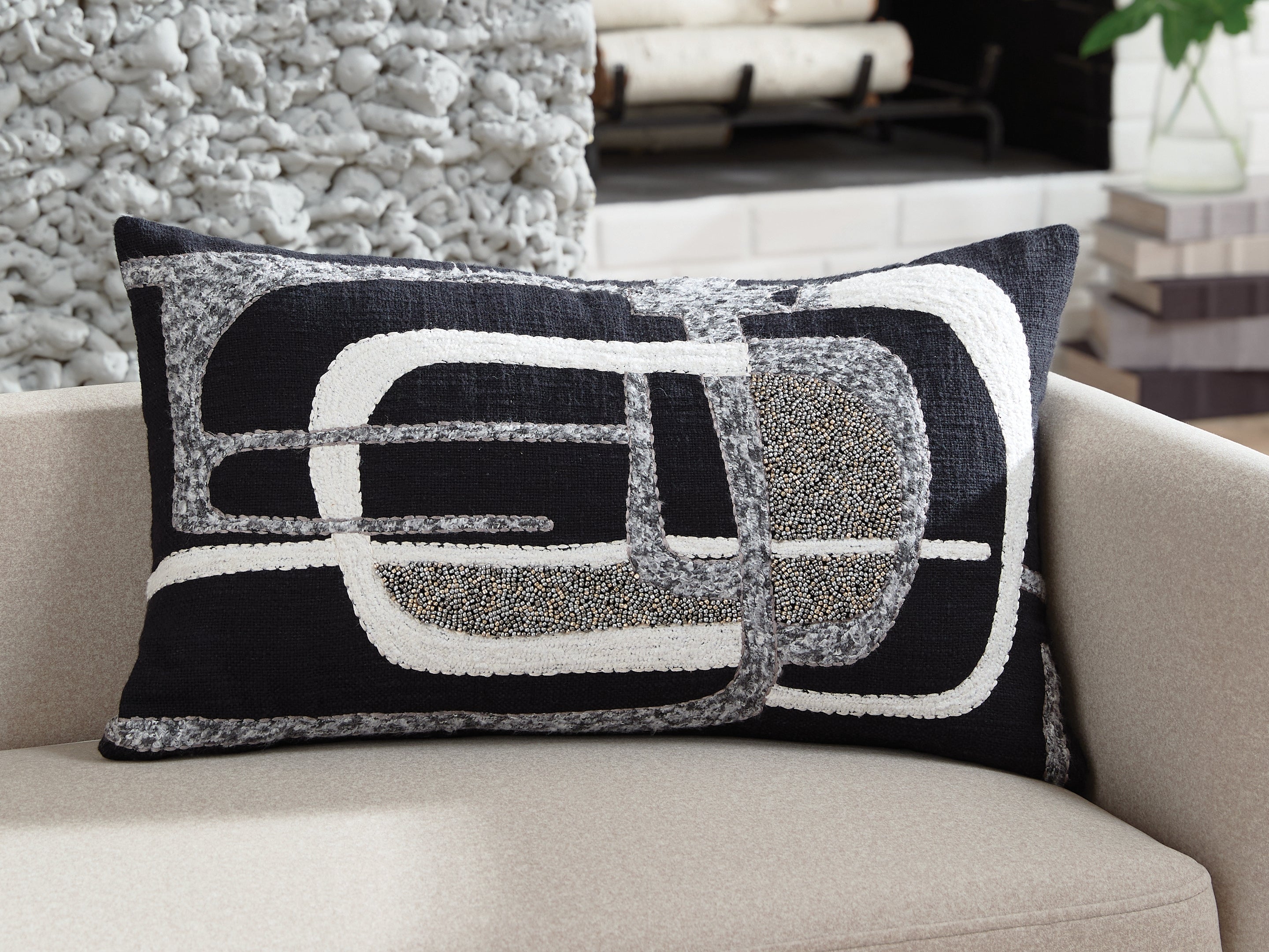 Orleans Furniture - Ashley Furniture - Gavrileigh Pillows - Pillow (4/CS) / Black/Gray/Ivory - A1001113