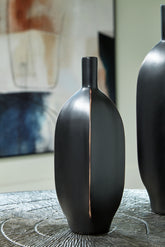 Orleans Furniture - Ashley Furniture - Rhaveney Vase - Vase (3/CS) / Black - A2000550