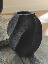 Orleans Furniture - Ashley Furniture - Judworth Vase - Vase / Black - A2000875