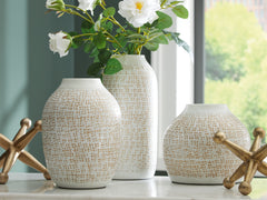 Orleans Furniture - Ashley Furniture - Vinburn Accessory Set (Set of 5) - Accessory Set (5/CN) / White/Gold Finish - A2C00213