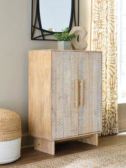 Orleans Furniture - Ashley Furniture - Dallinbury Accent Cabinet - Accent Cabinet / Natural/White Wash - A4000696