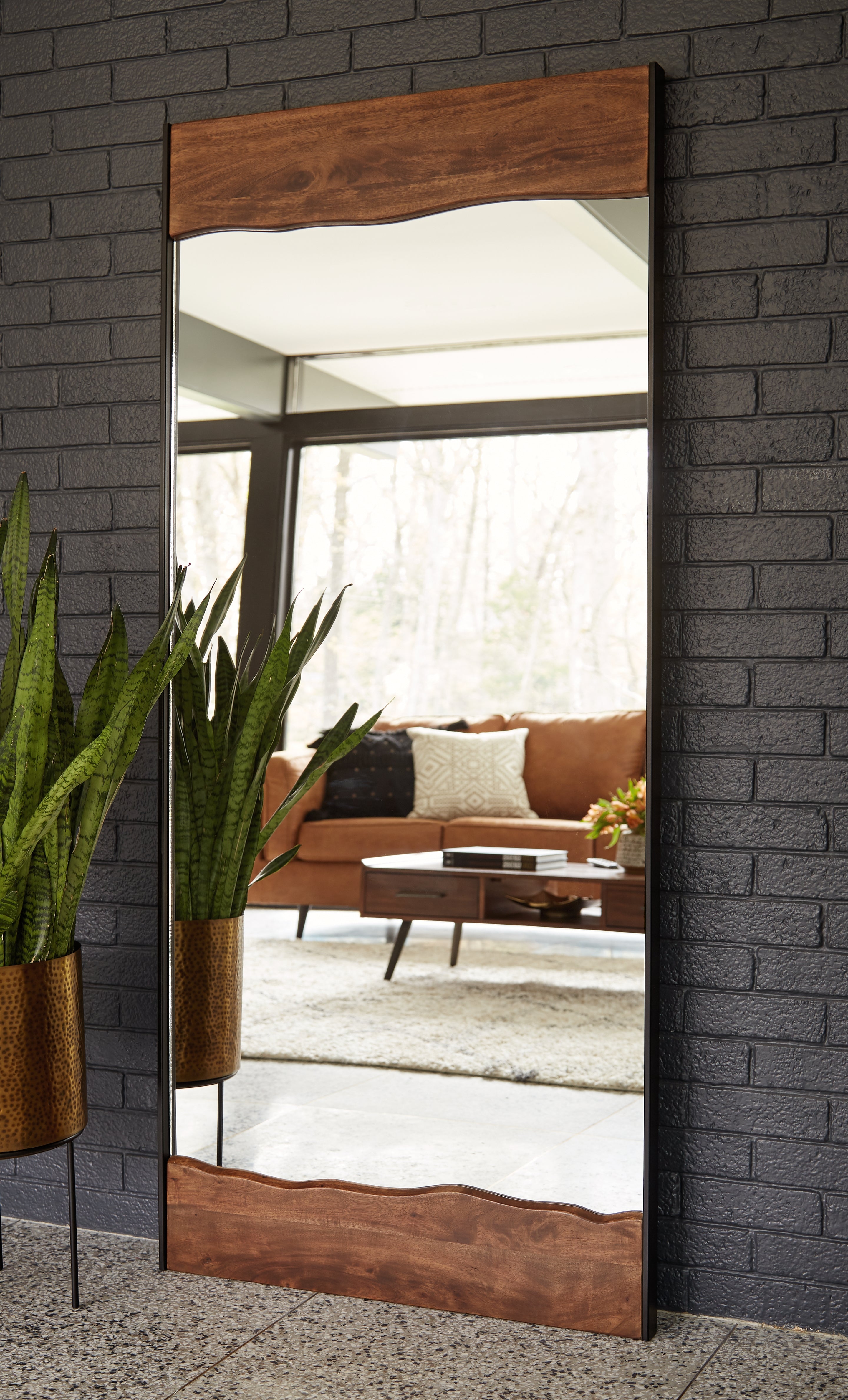 Orleans Furniture - Ashley Furniture - Panchali Mirror - Floor Mirror / Brown/Black - A8010197