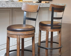 Orleans Furniture - Ashley Furniture - Pinnadel Dining Room - Counter Height Bar Stool (Set of 2) / Grayish Brown - D542-124X2