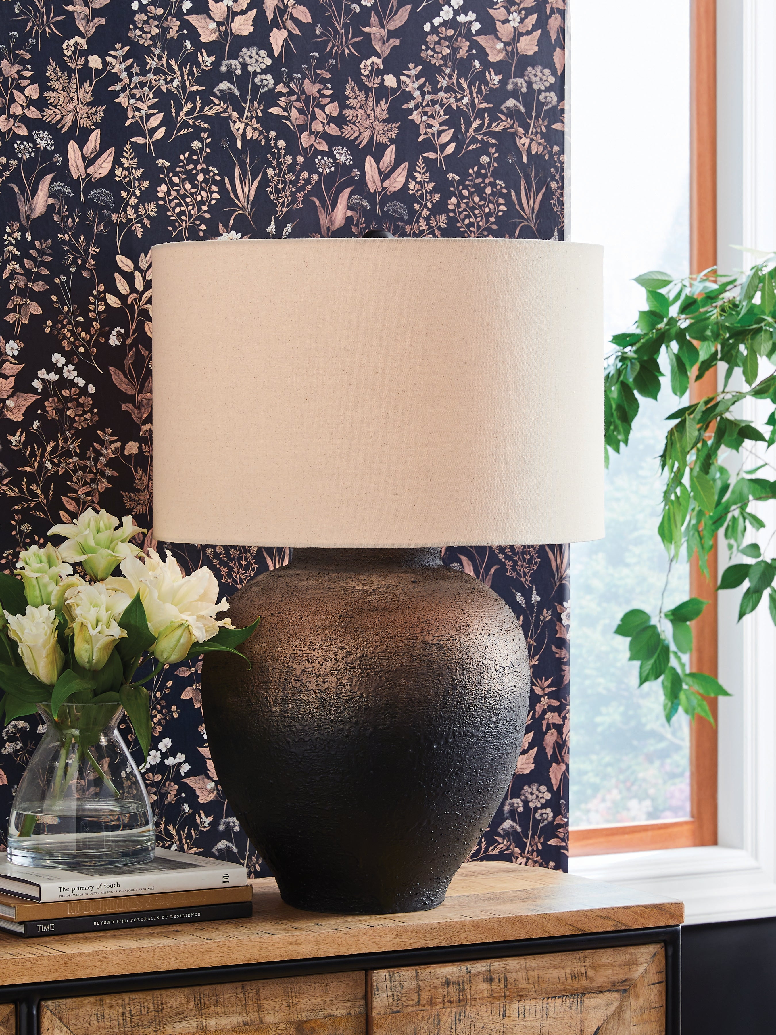 Orleans Furniture - Ashley Furniture - Newgerhard Lighting - Metal Table Lamp (1/CN) / Brown/Black - L207644