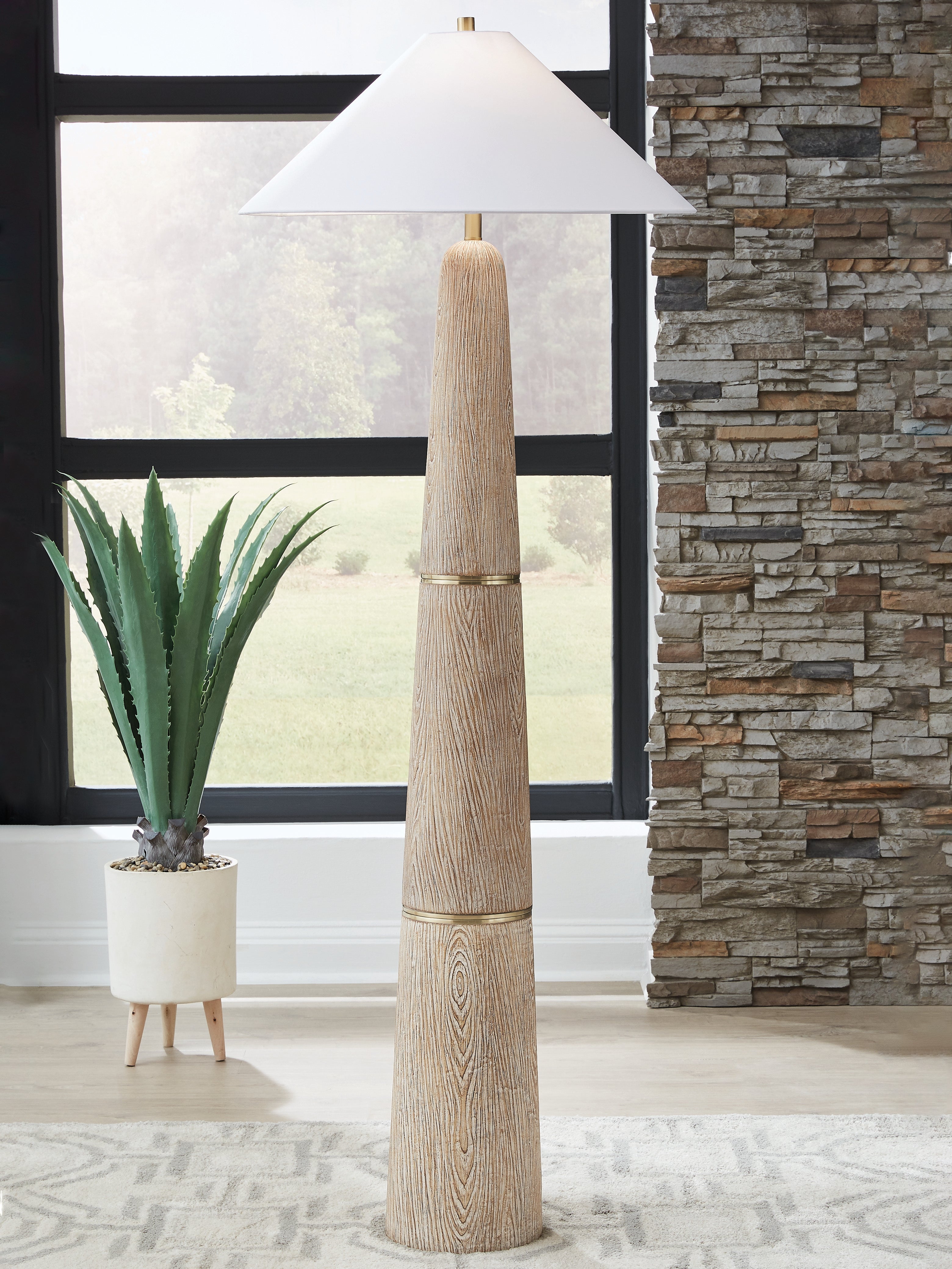Orleans Furniture - Ashley Furniture - Gasparleigh Lighting - Poly Floor Lamp (1/CN) / Brown/Gold Finish - L235811