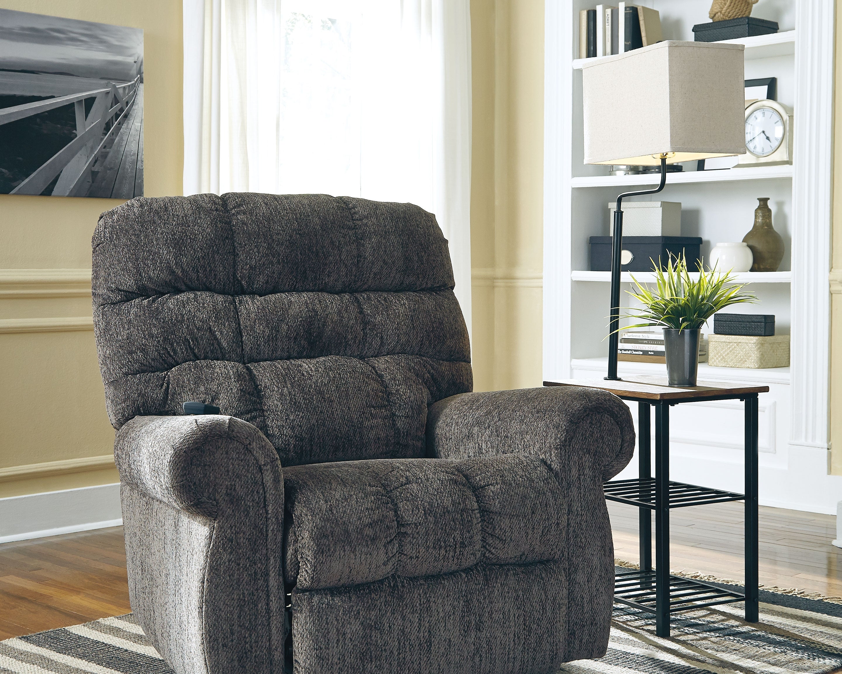 Orleans Furniture - Ashley Furniture - Shianne Lighting - Metal Tray Lamp (1/CN) / Black - L734031