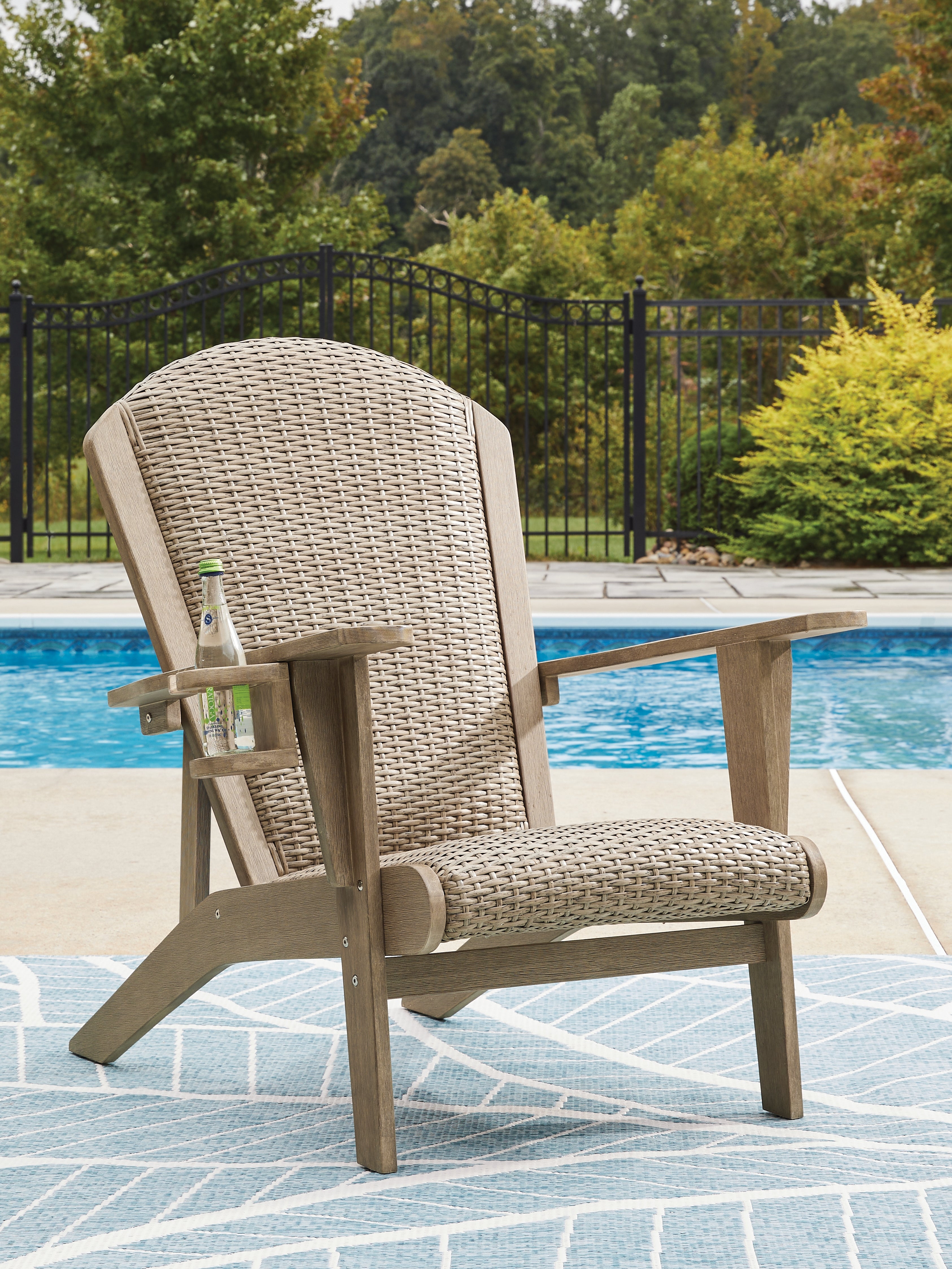 Orleans Furniture - Ashley Furniture - Marina Sun Outdoor - Adirondack Chair / Beige - PCP204-898