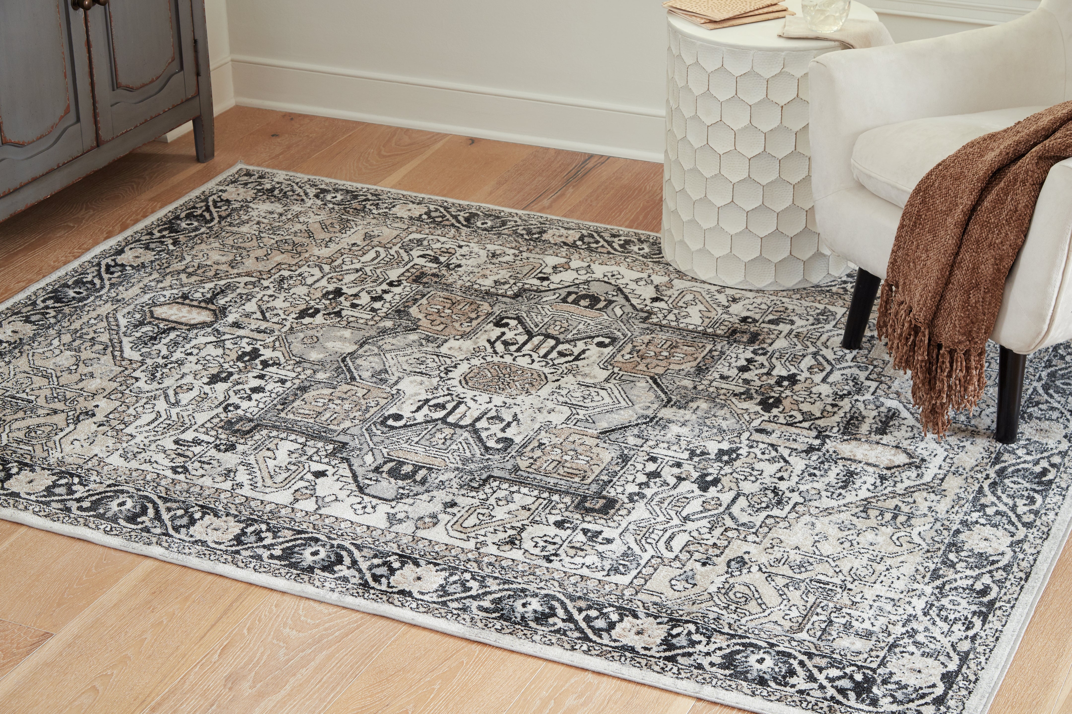 Orleans Furniture - Ashley Furniture - Gregmoore Rug - 7'9" x 9'11" Washable Rug / Multi - R405821