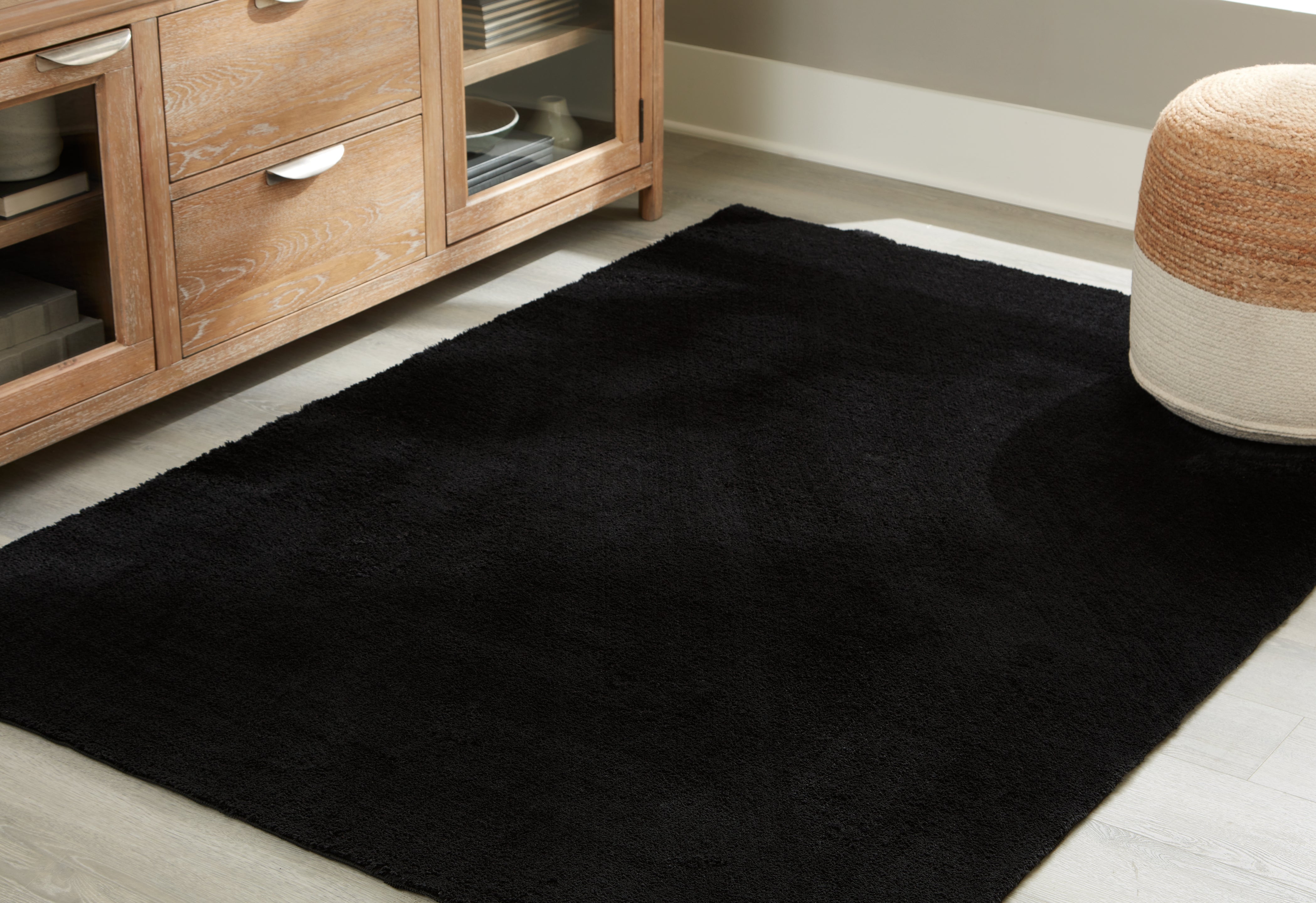 Orleans Furniture - Ashley Furniture - Anaben Rug - 5' x 7' Washable Rug / Black - R406312