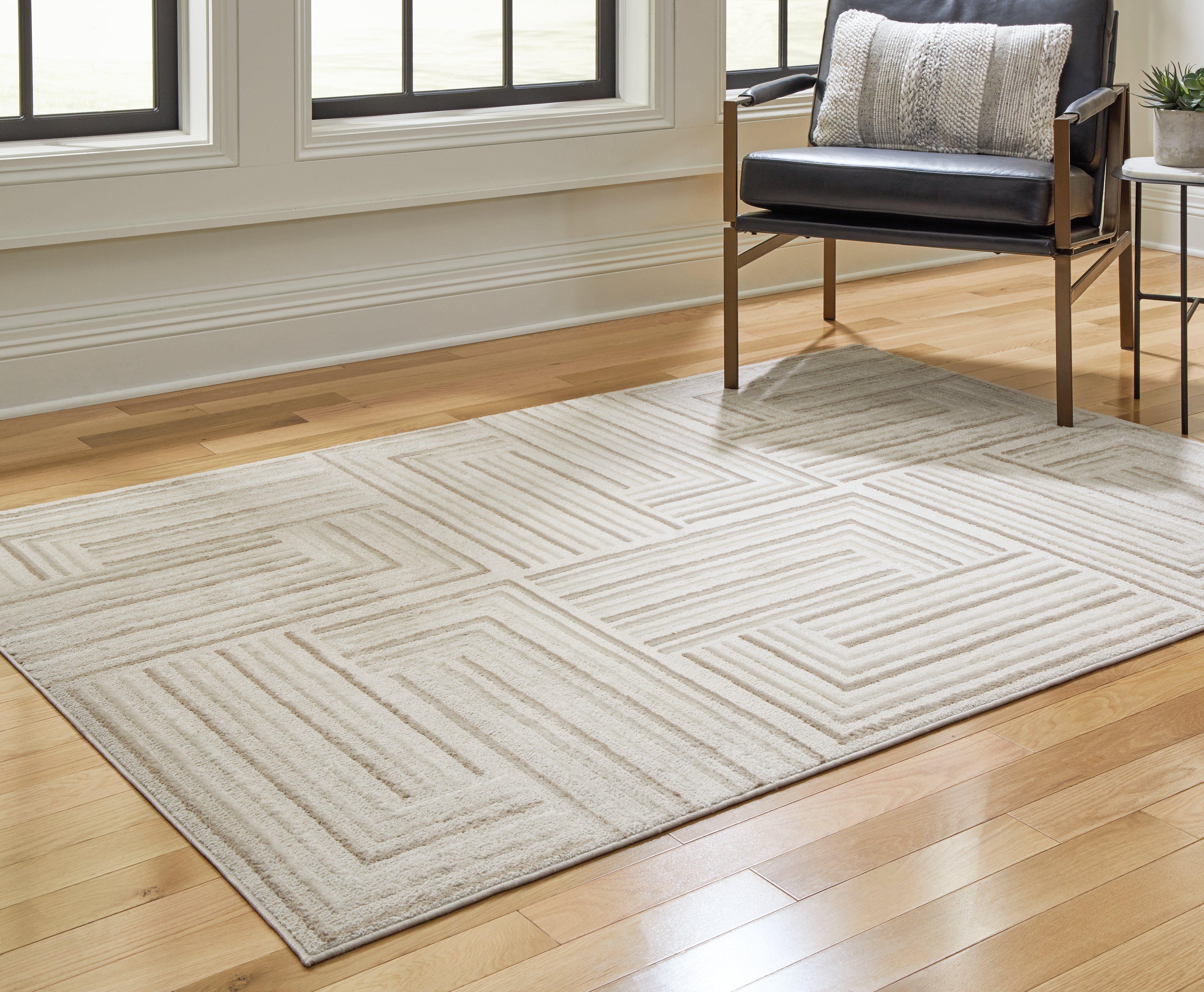Orleans Furniture - Ashley Furniture - Darmondard Rug - 5' x 7' Rug / Cream/Taupe - R406942