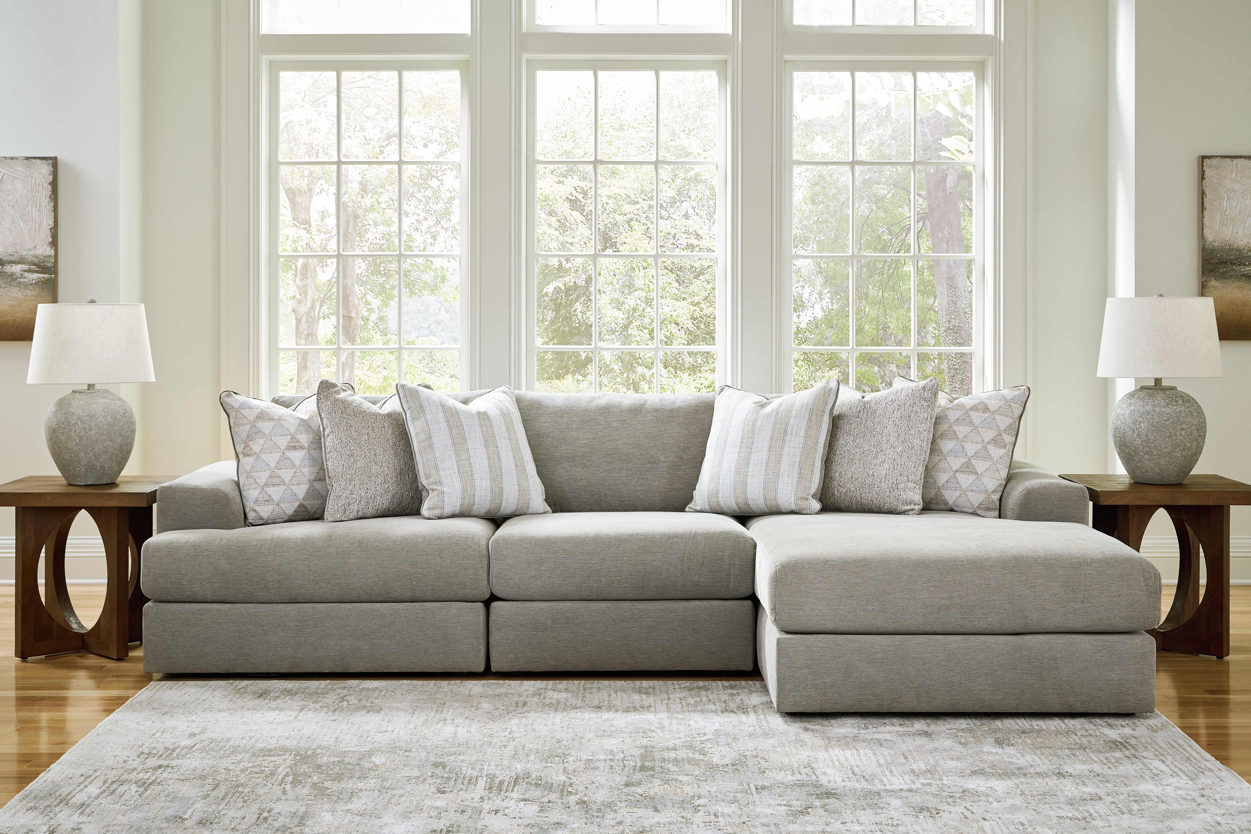 Orleans Furniture - Ashley Furniture - Avaliyah Sectional - RAF 3-Piece Sectional with Chaise / Ash - 58103S4