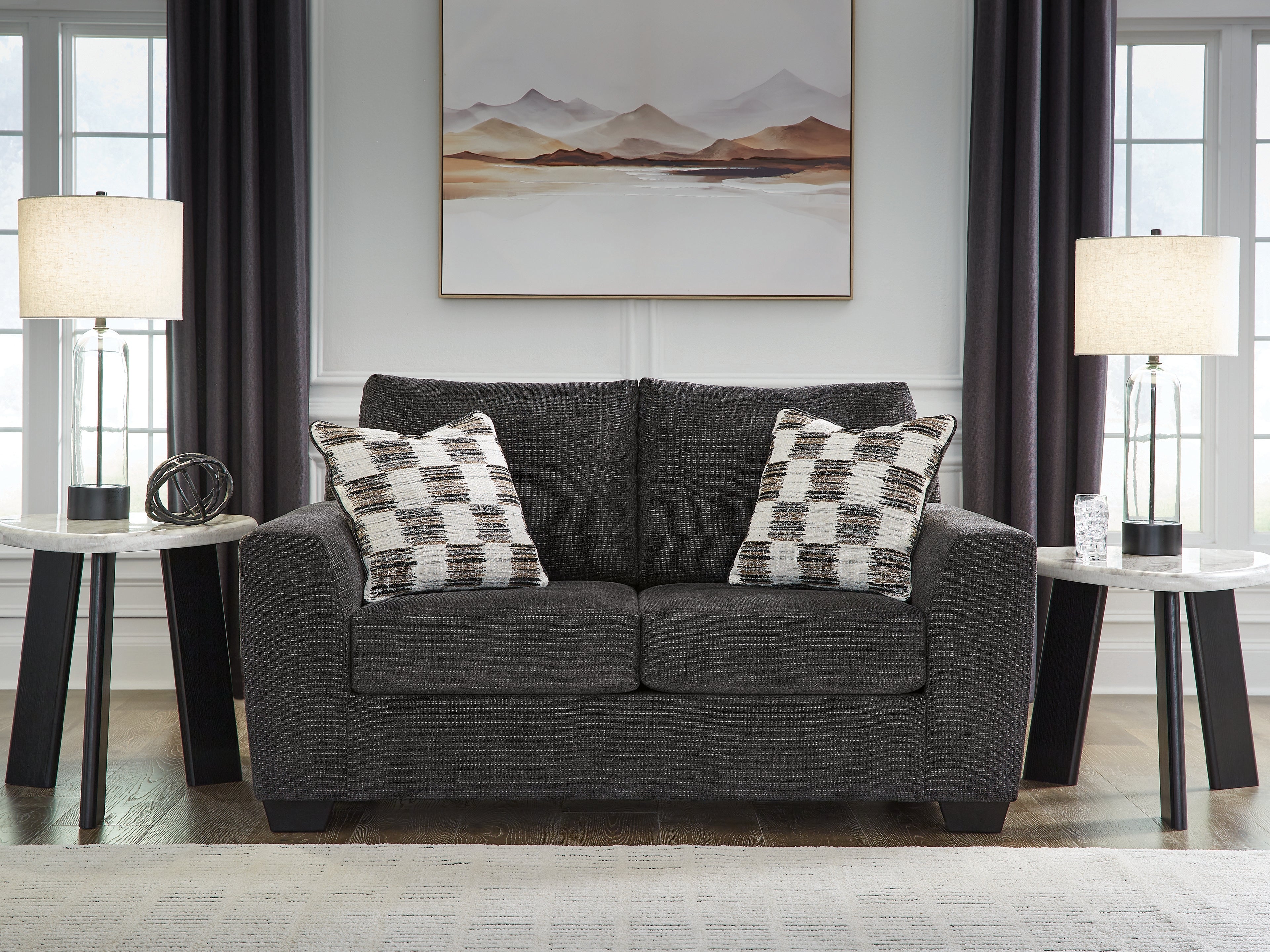 Loreo Living Room