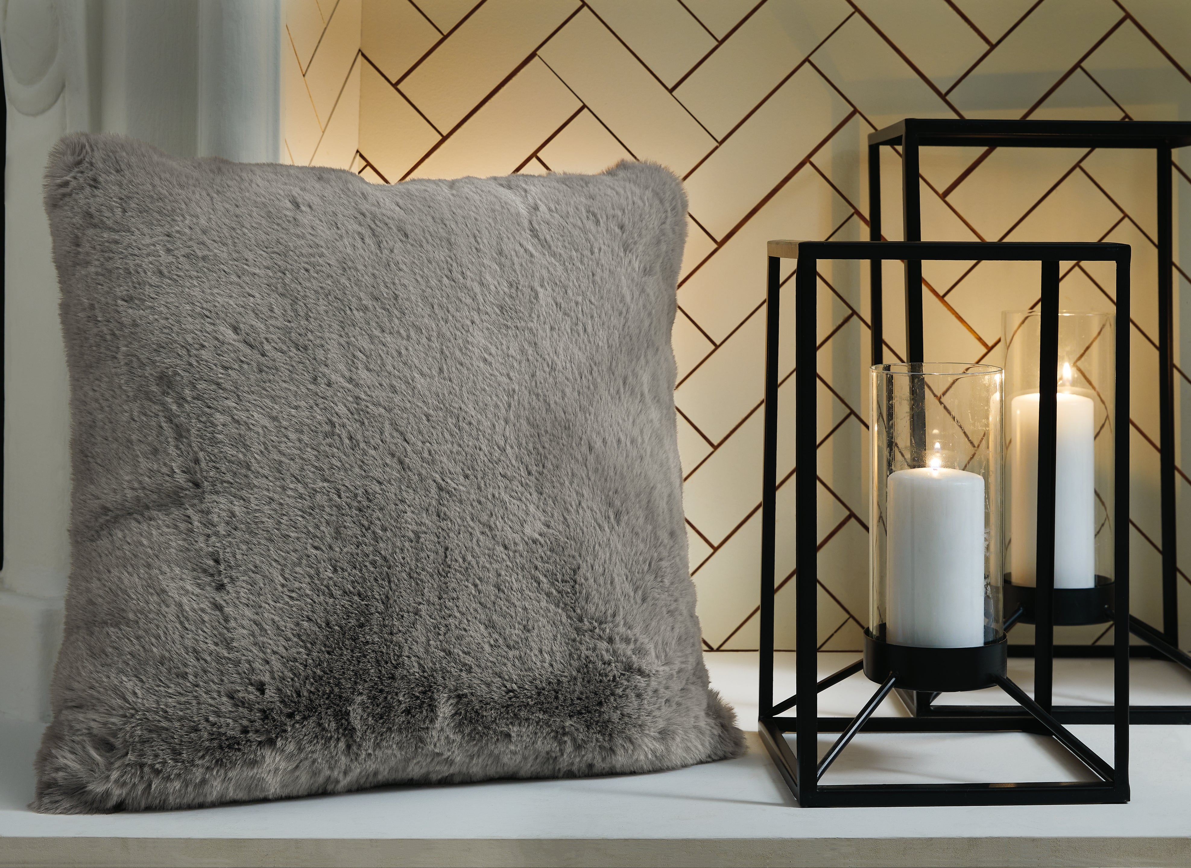 Orleans Furniture - Ashley Furniture - Gariland Pillows - Pillow (4/CS) / Gray - A1000868
