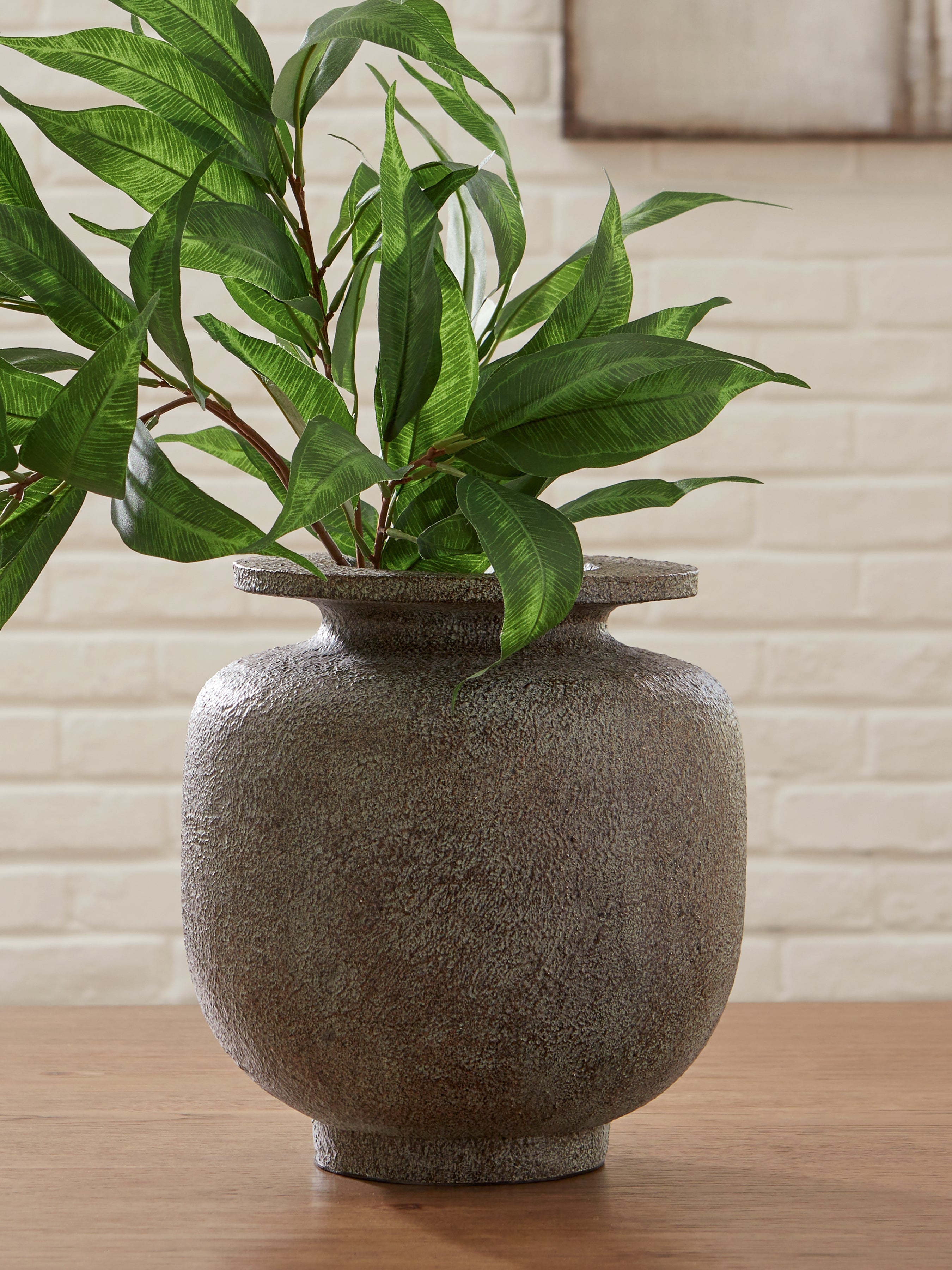 Orleans Furniture - Ashley Furniture - Jedwick Vase - Vase - A2000907