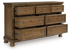 Feddinger Bedroom