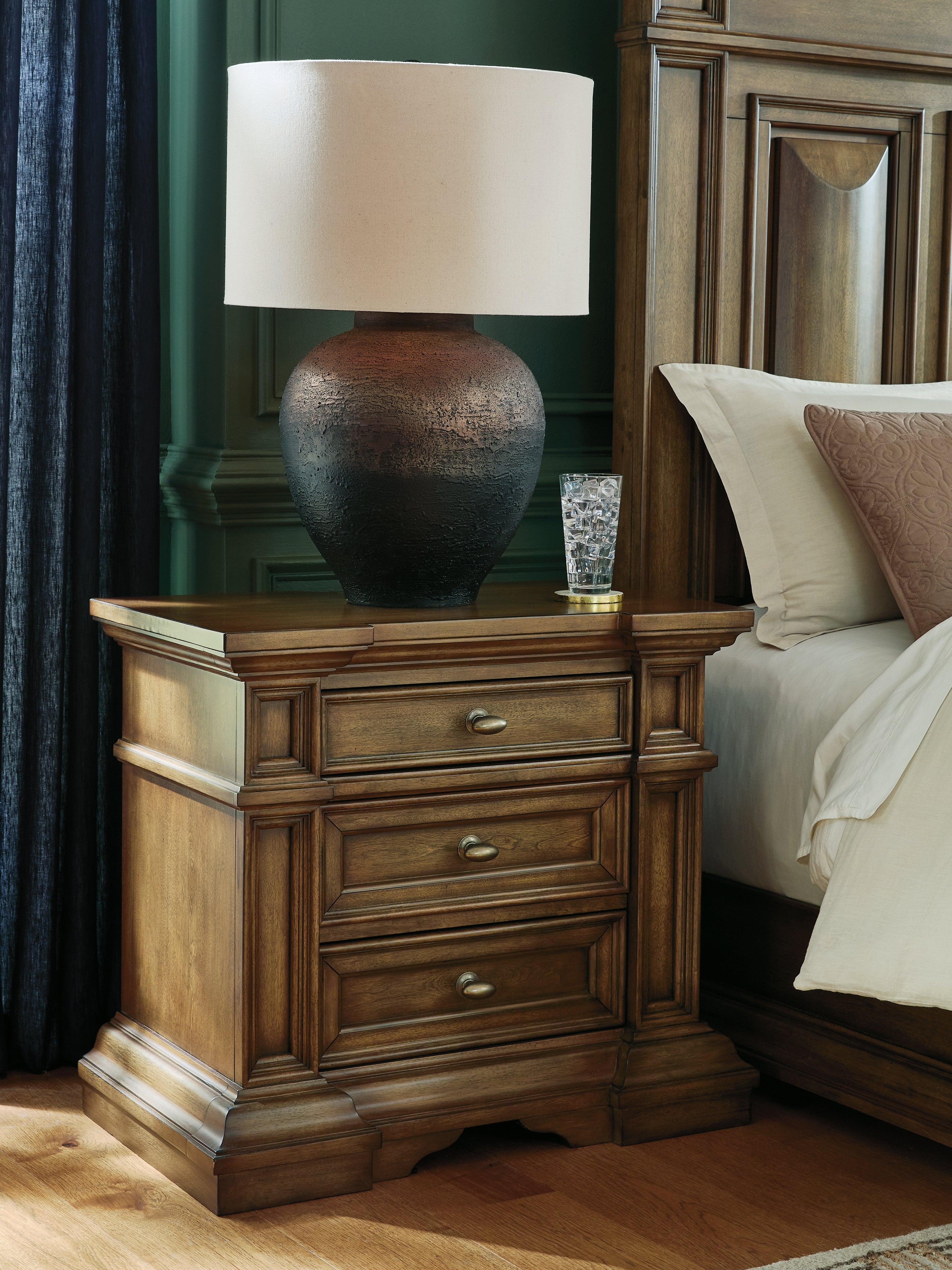 Orleans Furniture - Ashley Furniture - Frantanna Bedroom - Three Drawer Night Stand / Brown - PCB949-93