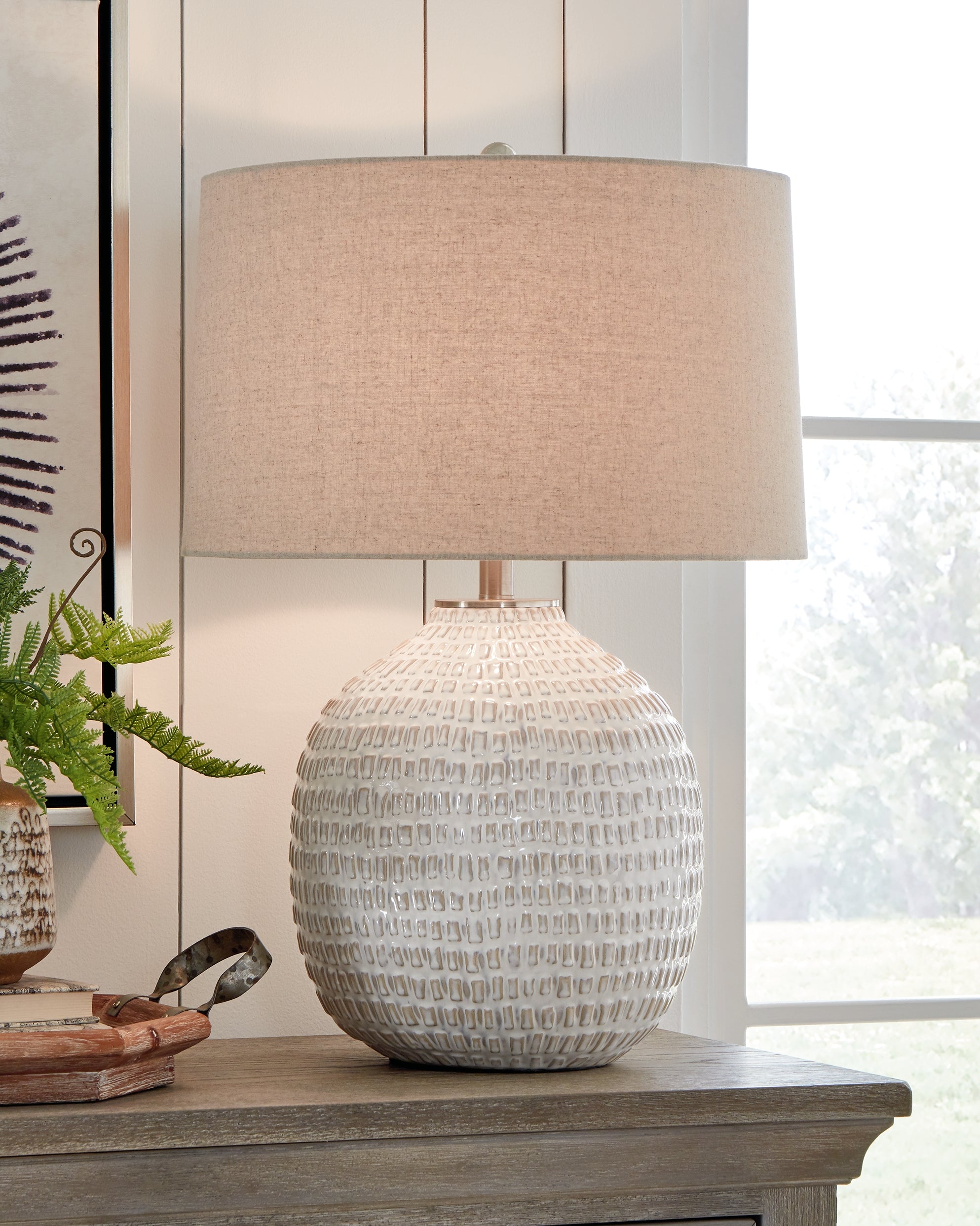 Orleans Furniture - Ashley Furniture - Jamon Lighting - Table Lamp (Set of 2) / Beige - L100764X2