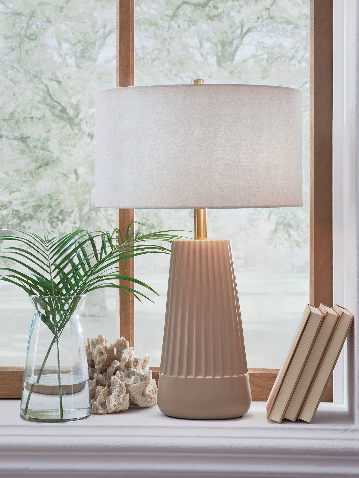 Orleans Furniture - Ashley Furniture - Dellner Lighting - Ceramic Table Lamp (1/CN) - L100854