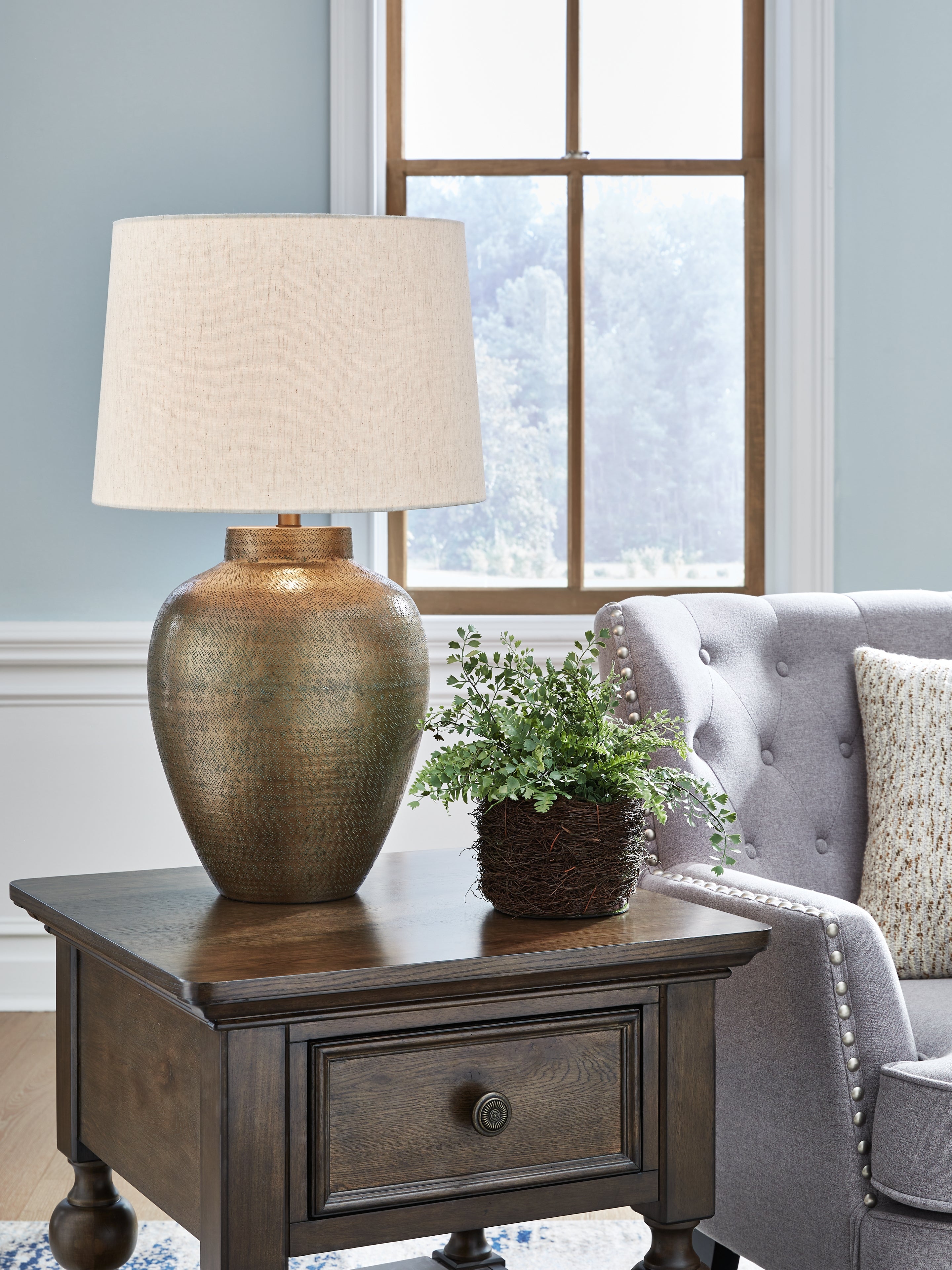 Orleans Furniture - Ashley Furniture - Madney Lighting - 2-Piece Lamp Set / Antique Gold Finish - L207494X2