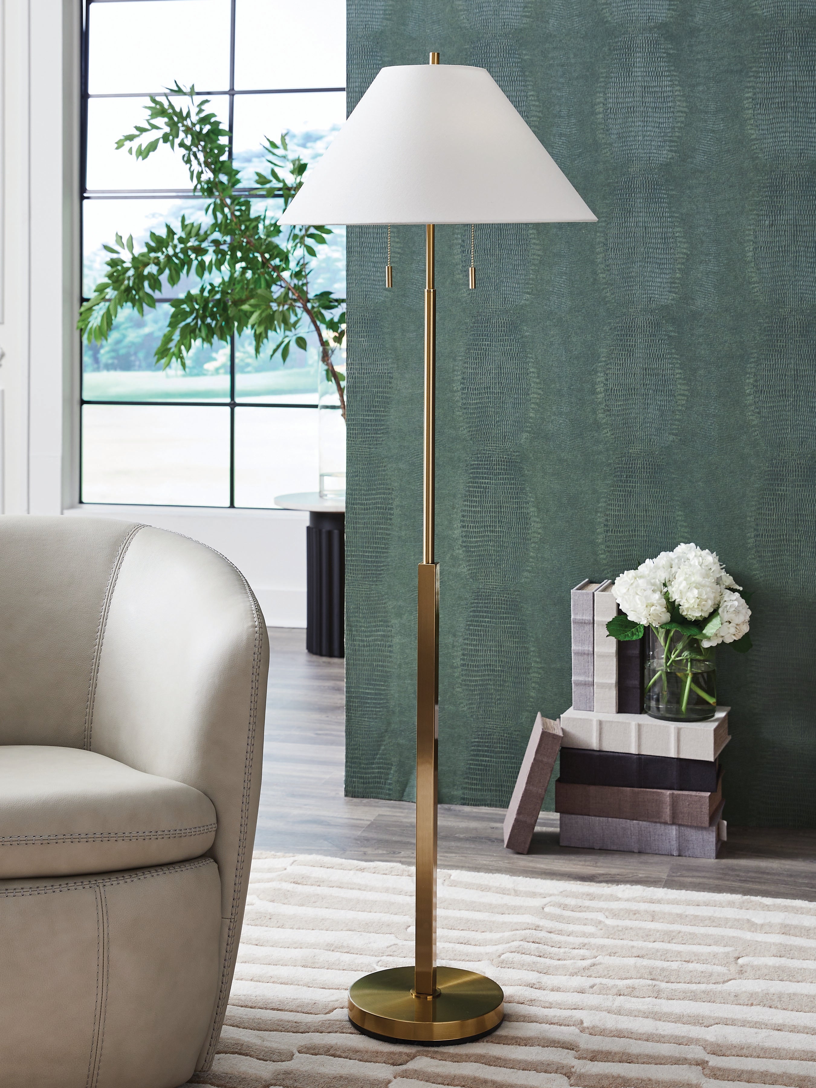 Orleans Furniture - Ashley Furniture - Haigwood Lighting - Metal Floor Lamp (1/CN) / Gold Finish - L208471