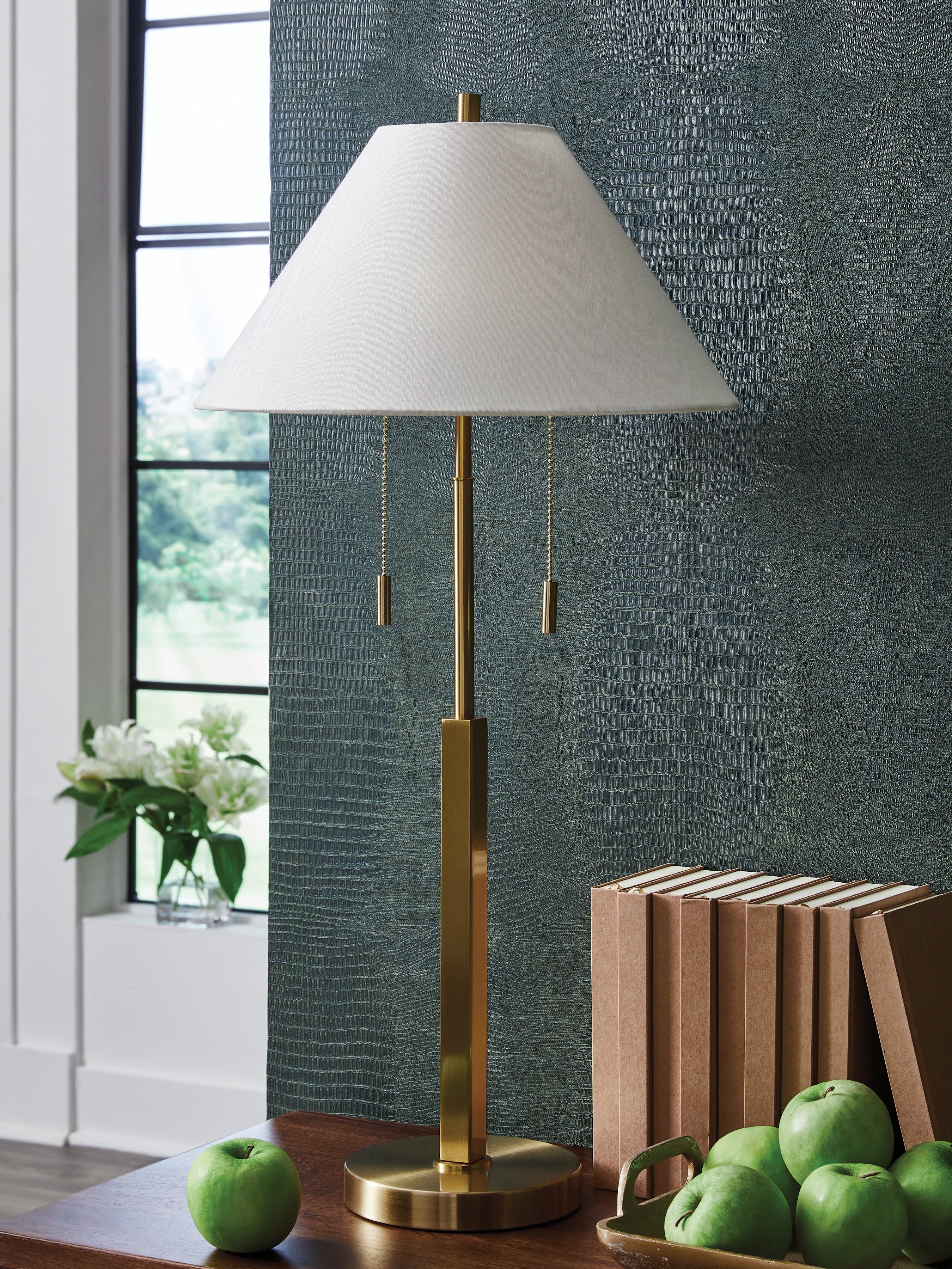 Orleans Furniture - Ashley Furniture - Haigwood Lighting - Metal Table Lamp (1/CN) / Gold Finish - L208474