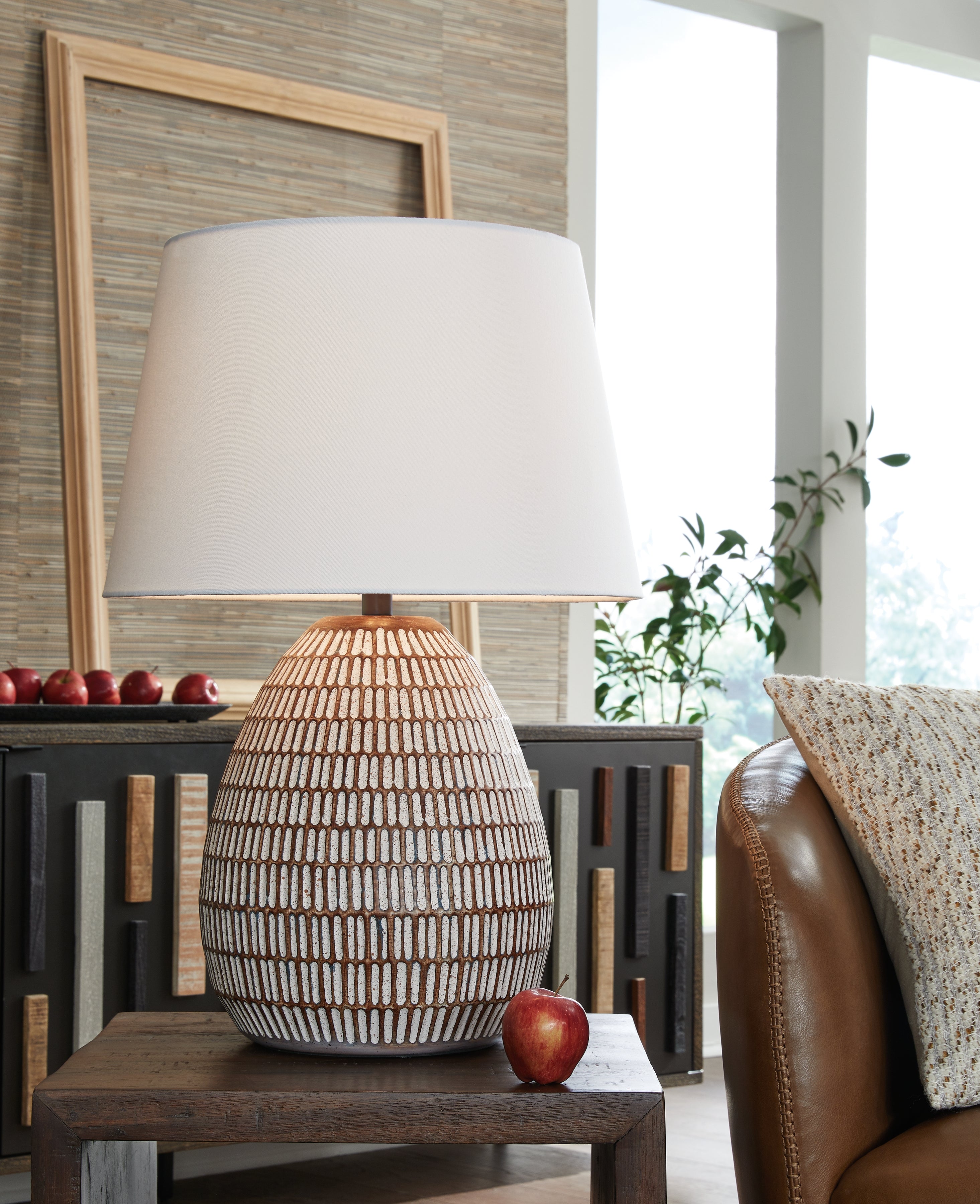 Orleans Furniture - Ashley Furniture - Darrich Lighting - 2-Piece Lamp Set / Beige/White - L235804X2