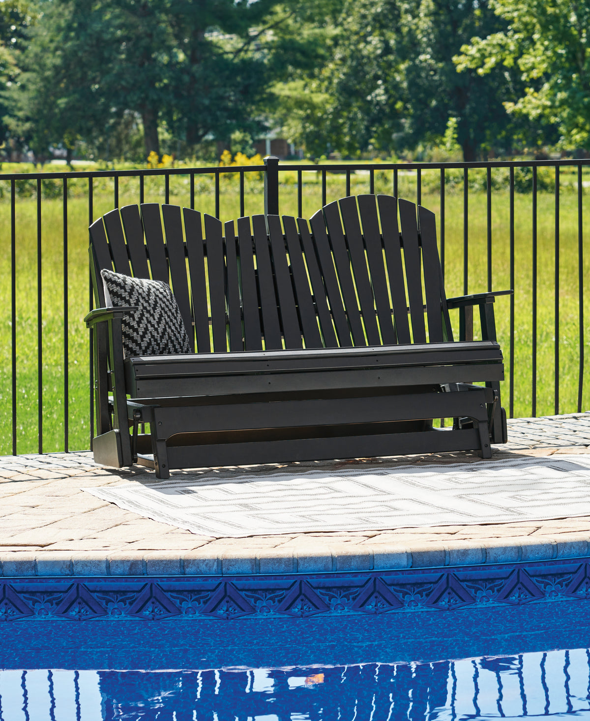 Orleans Furniture - Ashley Furniture - Hyland wave Outdoor - Rectangular Cocktail Table / Driftwood - P114-701