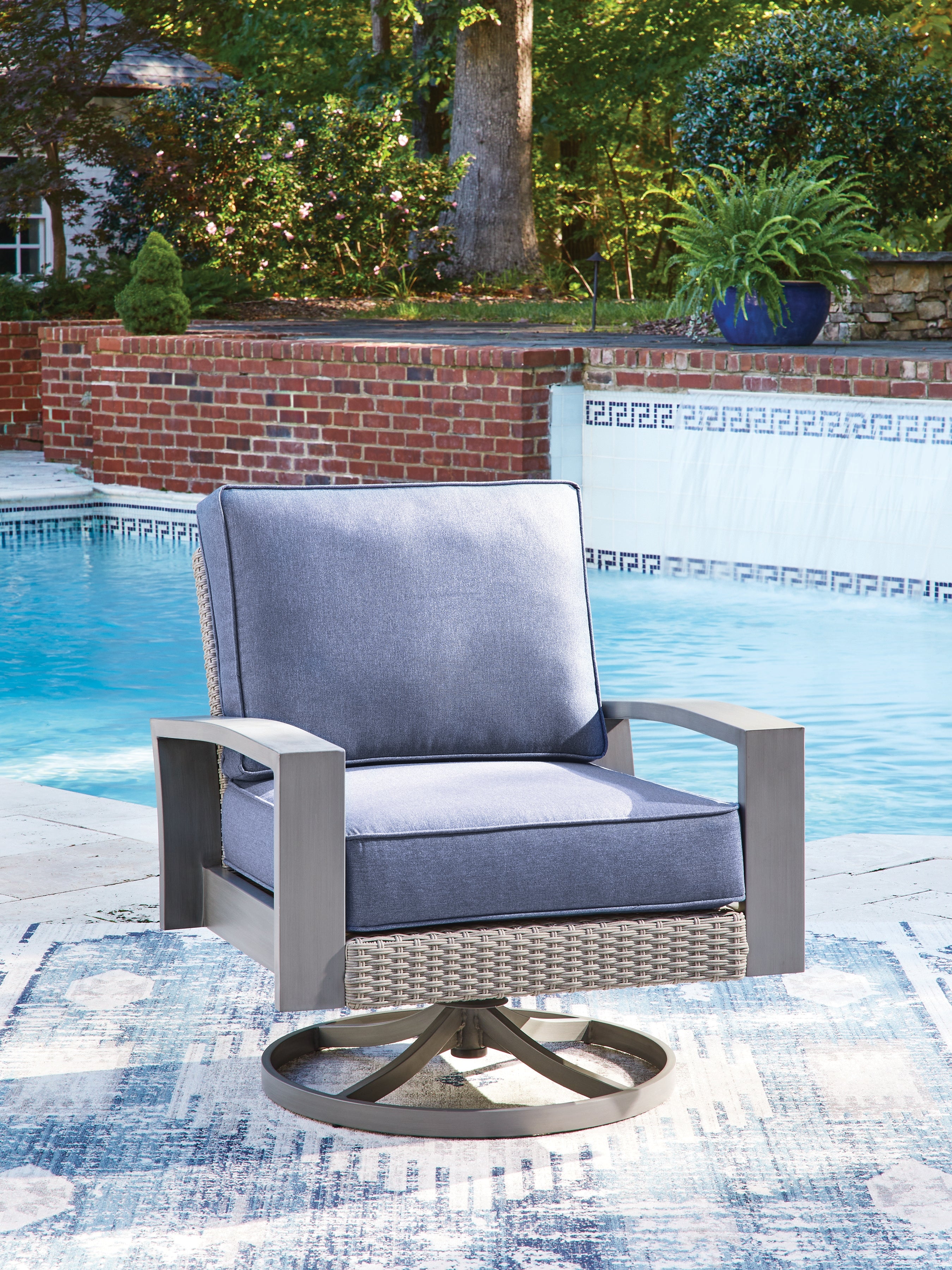 Orleans Furniture - Ashley Furniture - Half Moon Beach Outdoor - Swivel Lounge w/ Cushion / Blue/Gray - PCP418-821