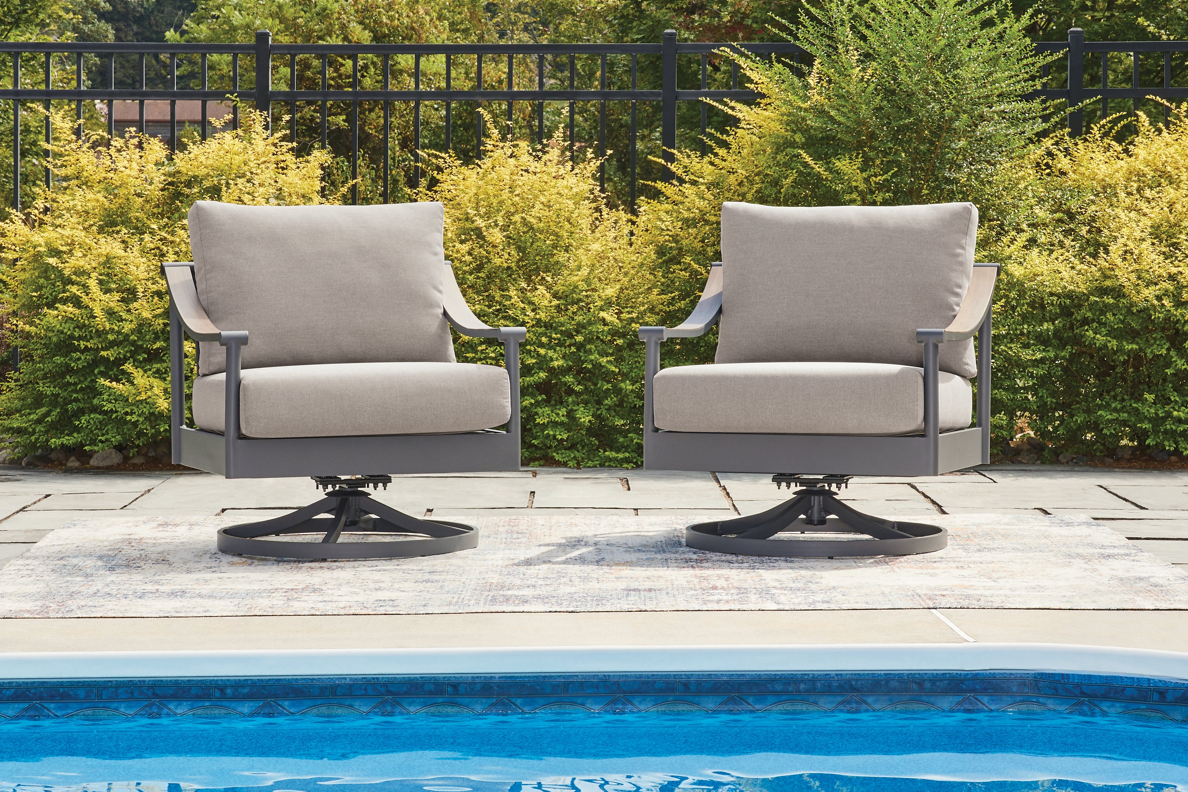 Orleans Furniture - Ashley Furniture - Ocean Beach Outdoor - Swivel Lounge w/ Cushion / Gray - PCP510-821