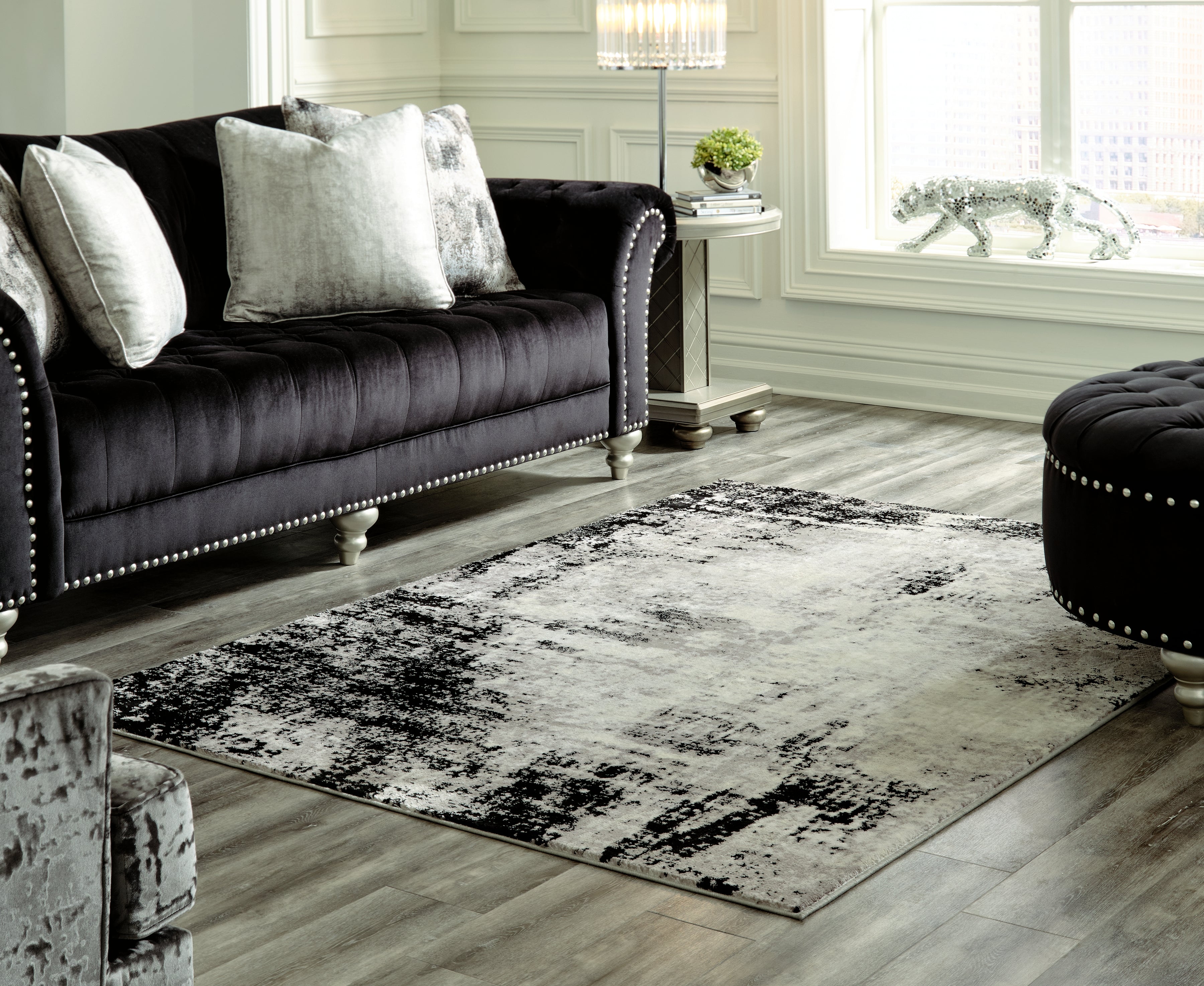 Orleans Furniture - Ashley Furniture - Zekeman Rug - 7'10" x 10' Rug / Black/Cream/Gray - R404921
