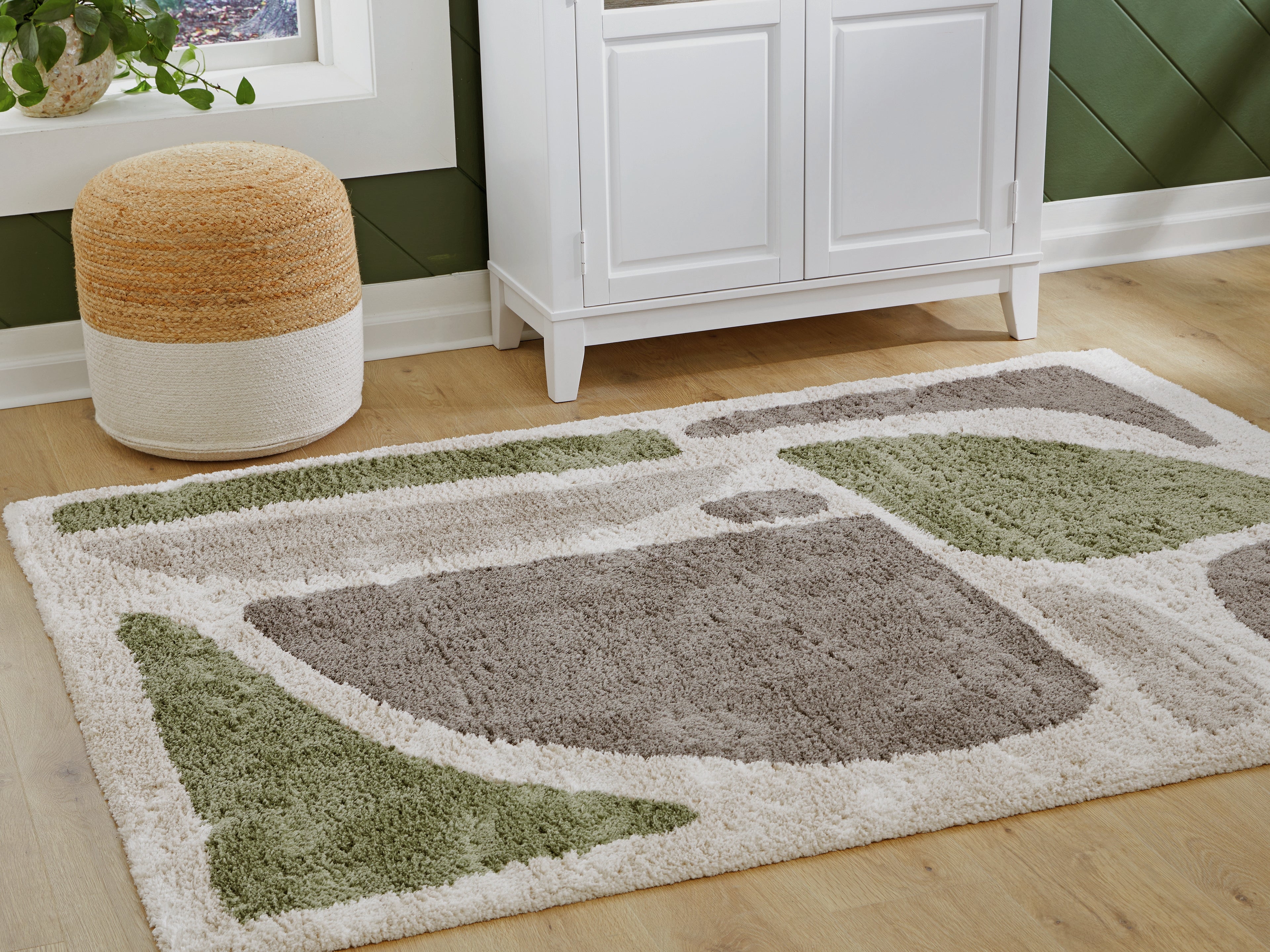 Orleans Furniture - Ashley Furniture - Anburgh Rug - Medium Rug / Green/Gray/Ivory - R407352