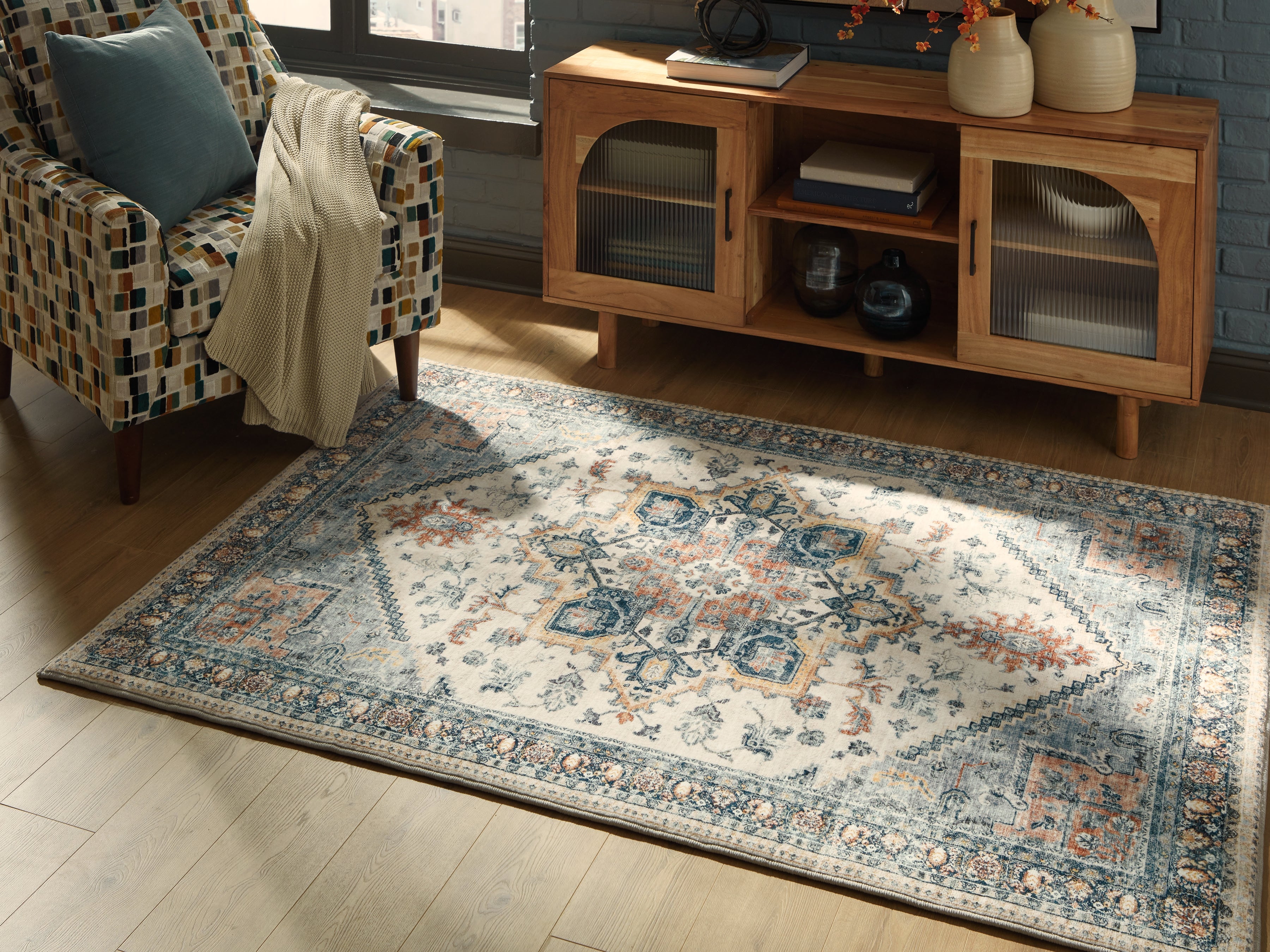 Orleans Furniture - Ashley Furniture - Wallney Rug - 5' x 7' Area Rug / Multi - R407492
