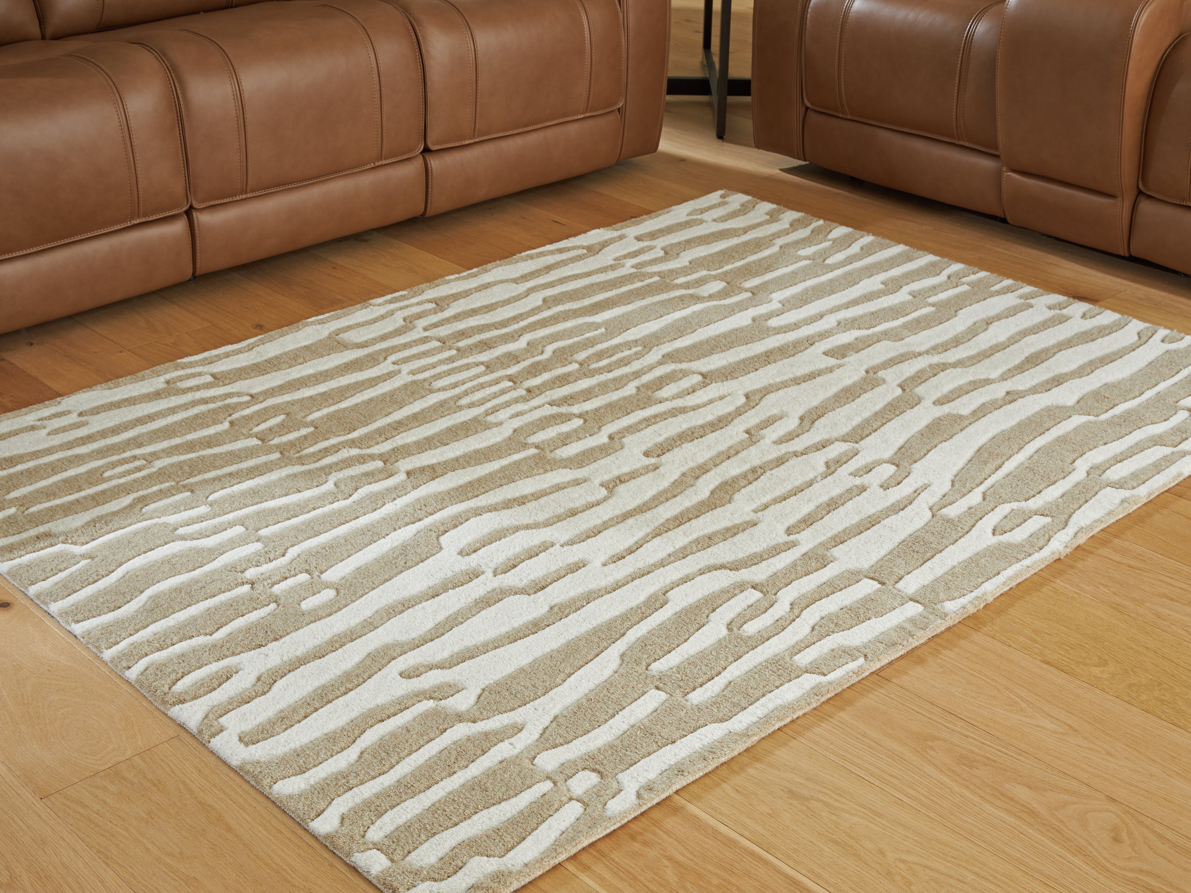 Orleans Furniture - Ashley Furniture - Corrbell Rug - 5' x 7' Area Rug / Beige/White - R407632