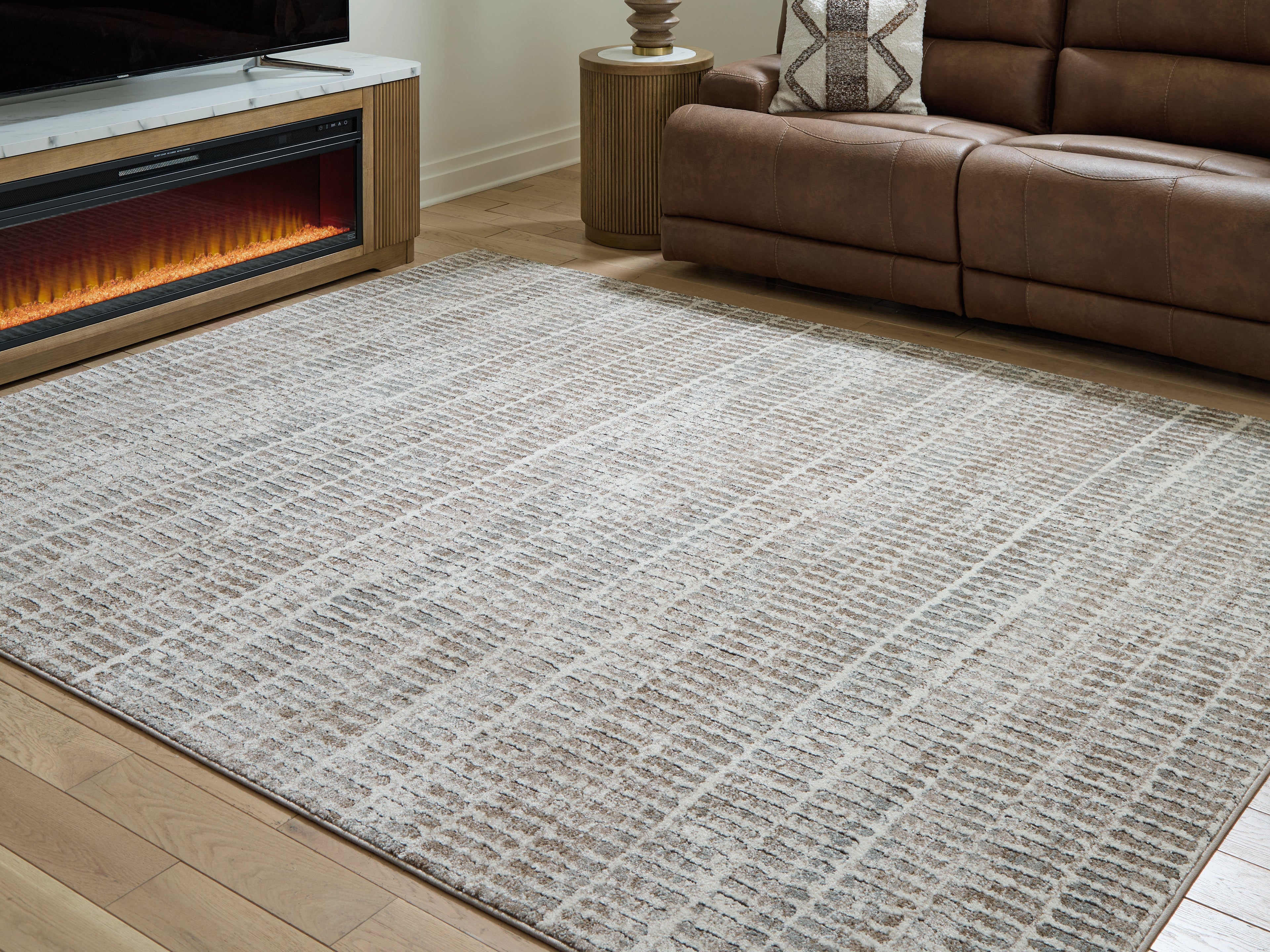 Orleans Furniture - Ashley Furniture - Fuadwick Rug - 7'10" x 10' Area Rug / Multi - R407691