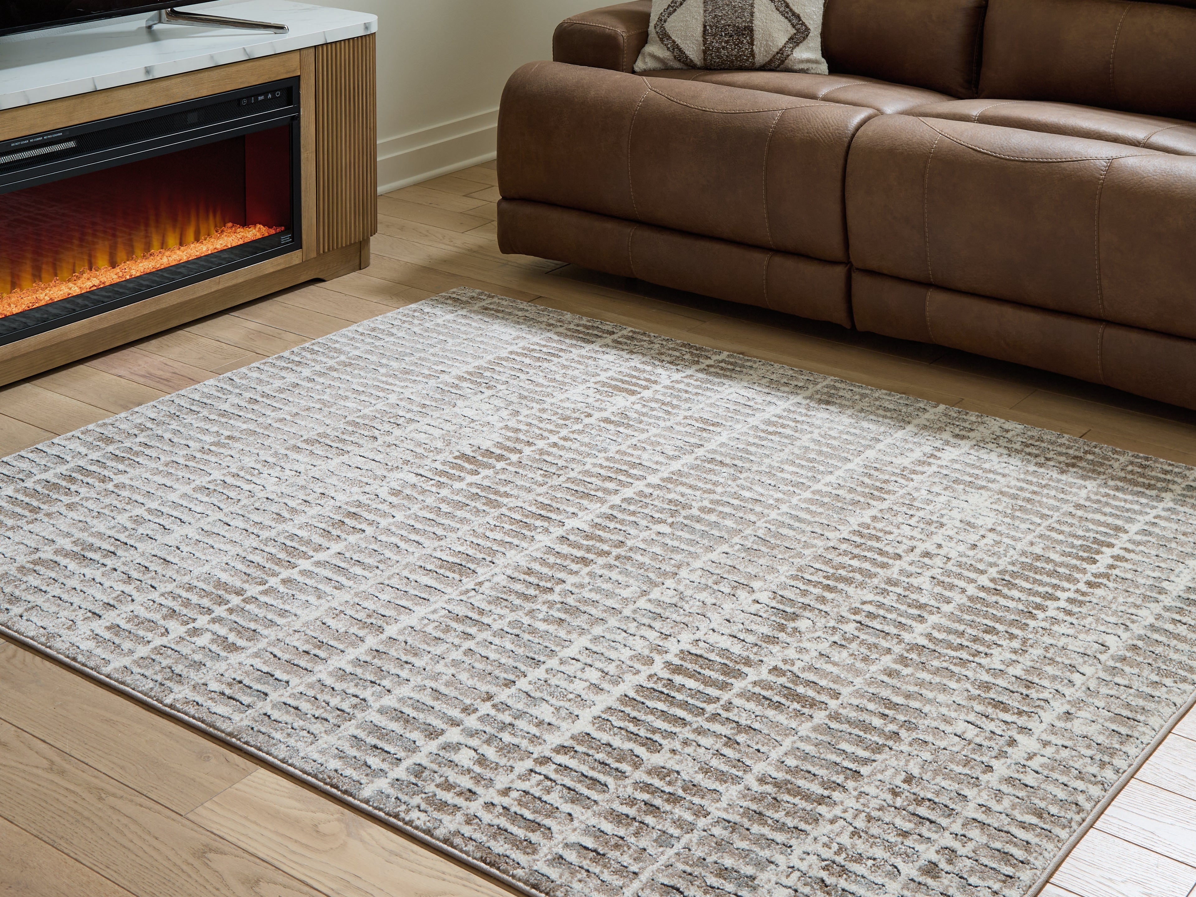 Orleans Furniture - Ashley Furniture - Fuadwick Rug - 5'3" x 7' Area Rug / Multi - R407692