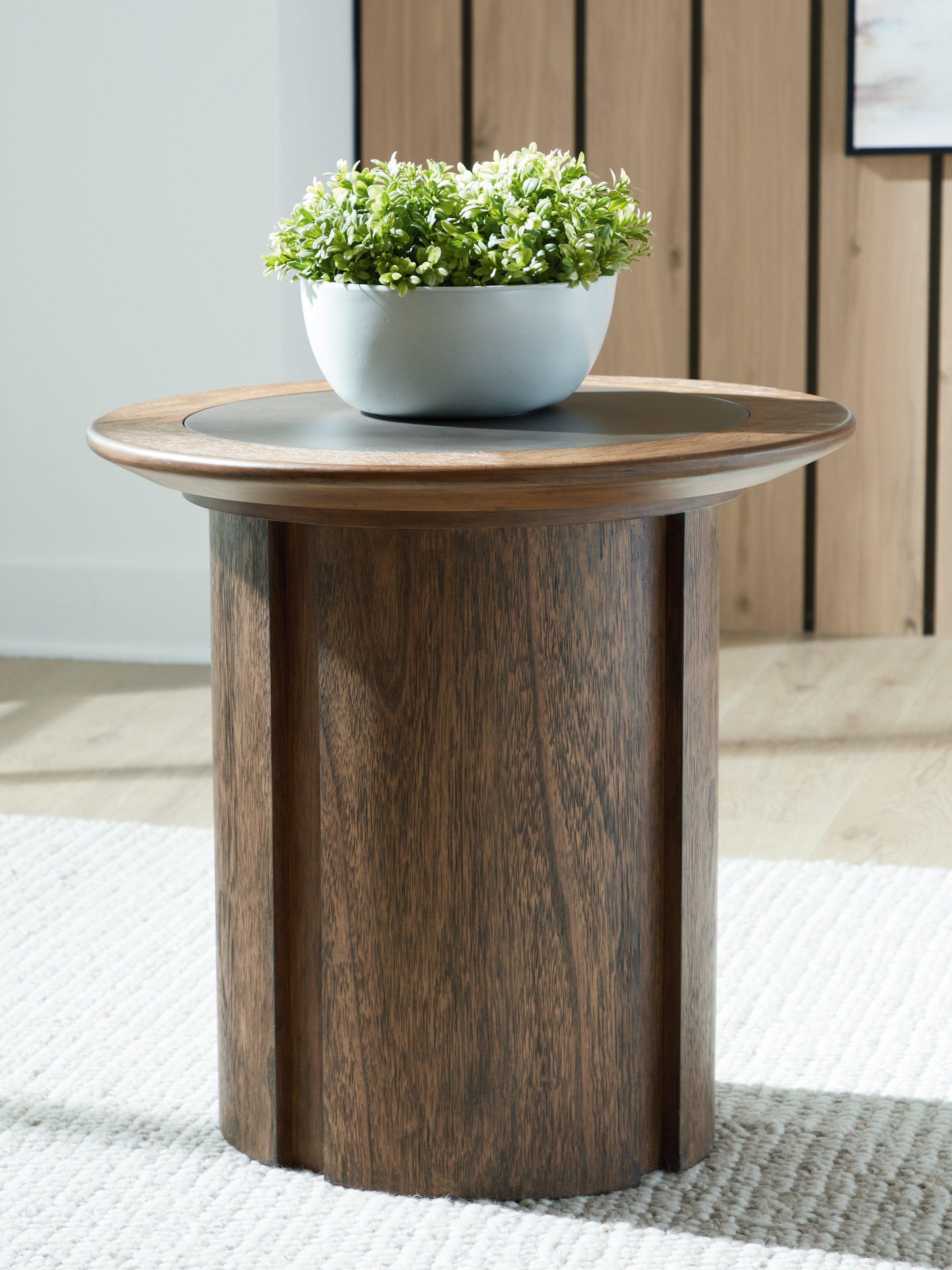 Orleans Furniture - Ashley Furniture - Dontayne End Table - Round End Table - T563-6
