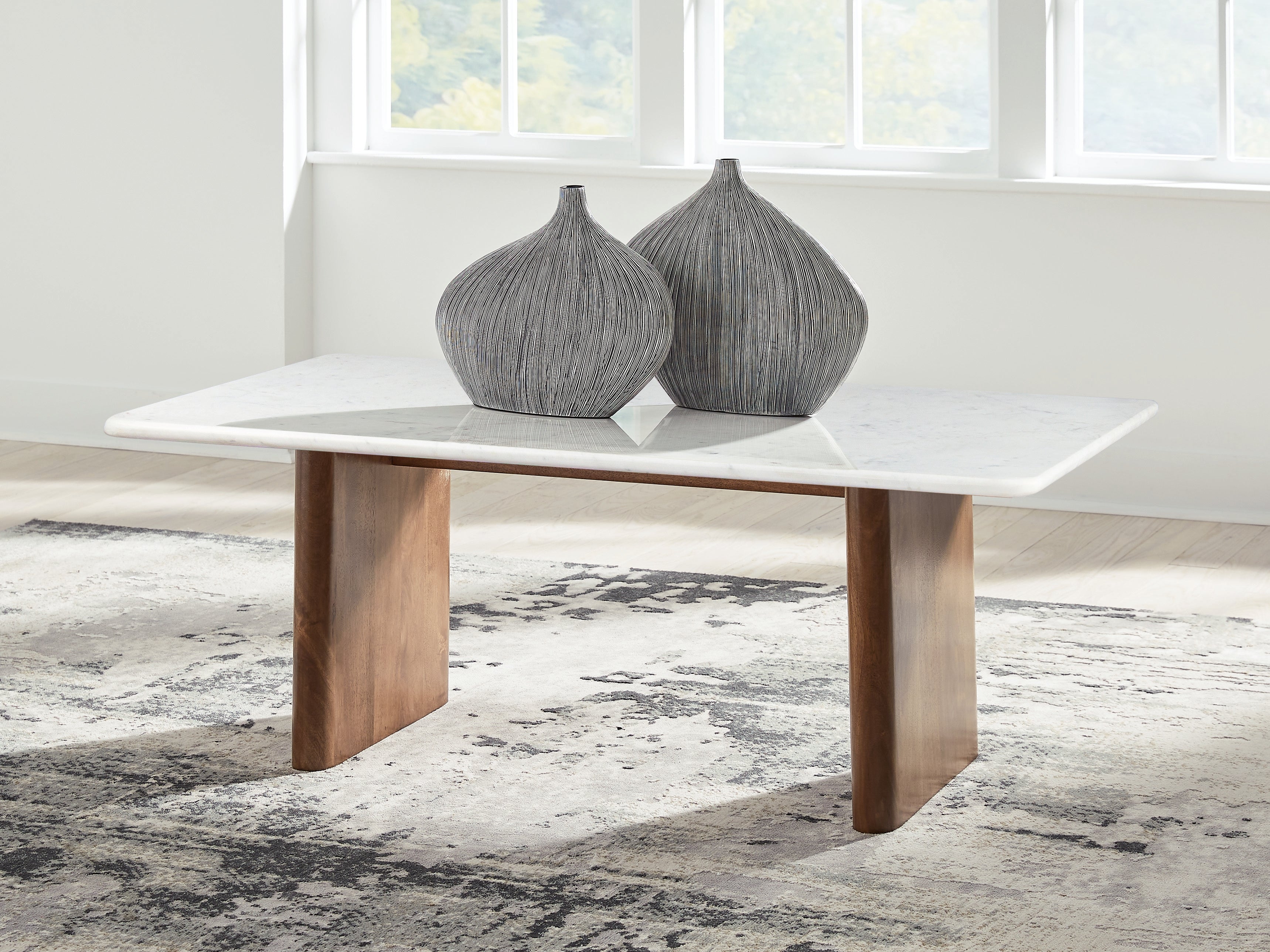 Orleans Furniture - Ashley Furniture - Isanti Coffee Table - Rectangular Cocktail Table / Light Brown/White - T662-1