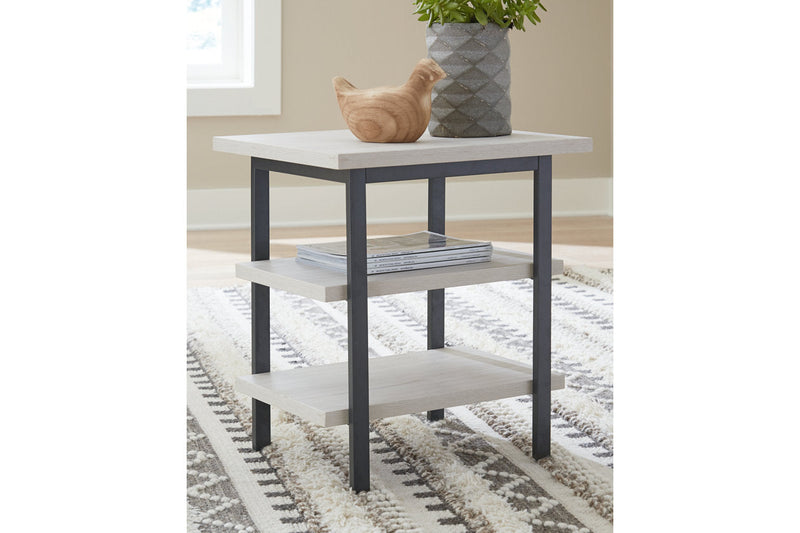Load image into Gallery viewer, Bayflynn End Table (Set of 2)
