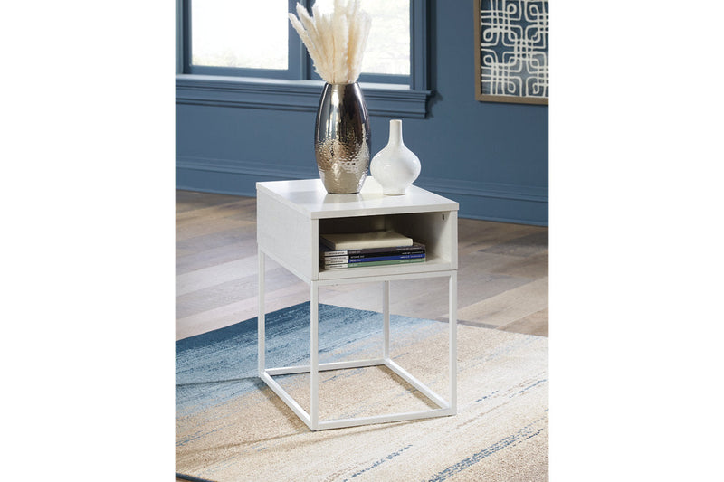 Load image into Gallery viewer, Deznee End Table
