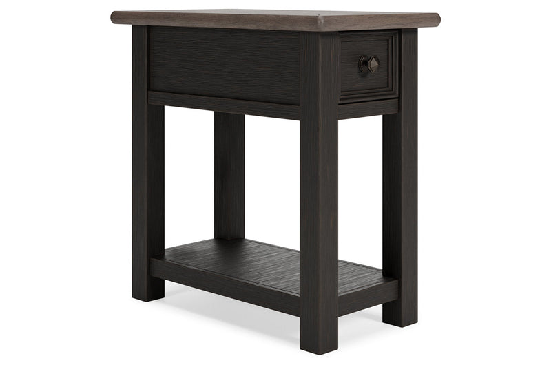 Load image into Gallery viewer, Tyler Creek Chairside End Table
