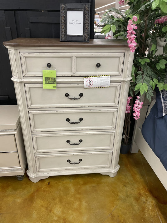 Valencia Chest of Drawers